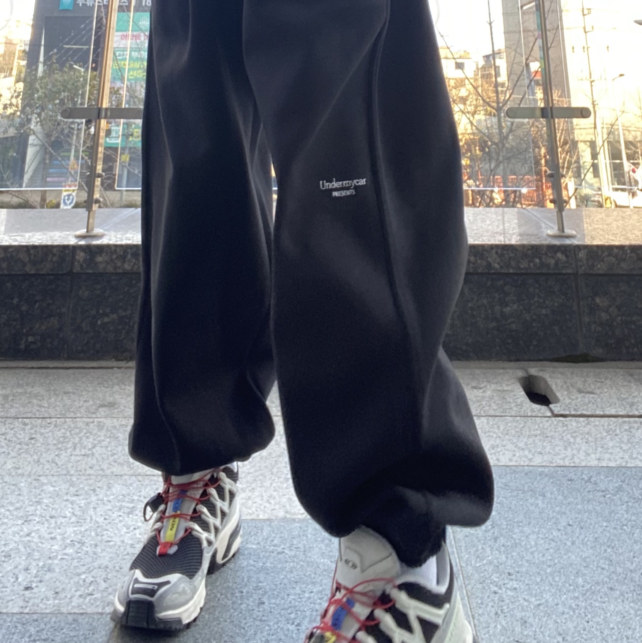 Undermycar Mu.03 Anti Fxxking Logo Play Oversized Sweat Jogger Black, Salomon ACS +OG Black Lunar Rock Alloy 착용 스타일 - 2