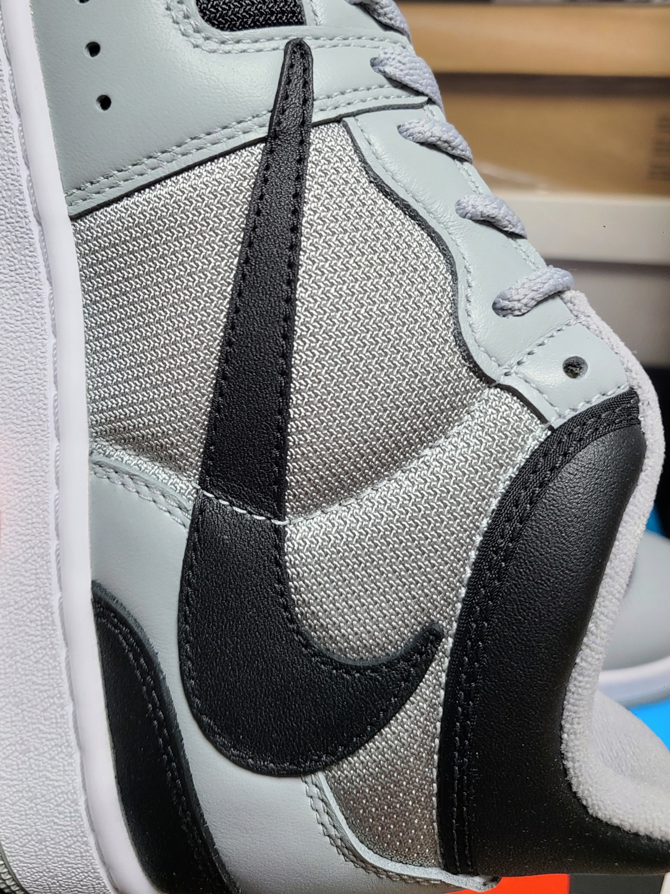 Nike x Travis Scott Mac Attack SP Light Smoke Grey 착용 스타일 - 4