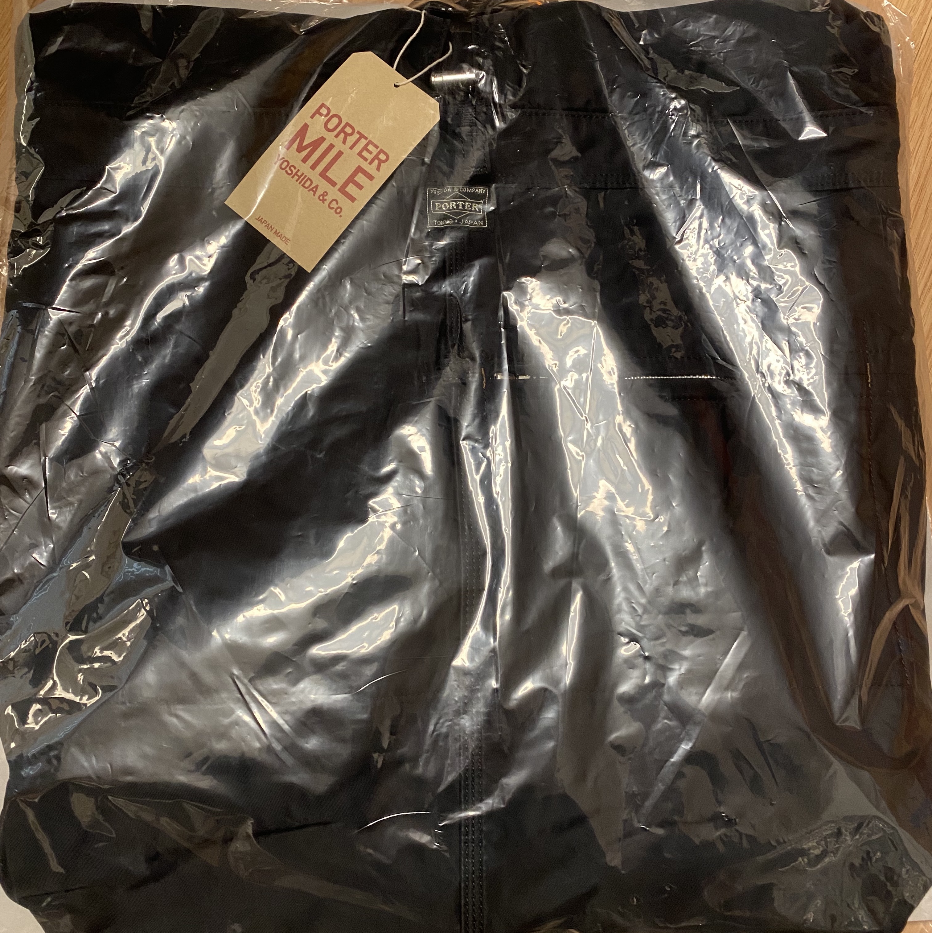 Porter Mile Knapsack Black 착용 스타일