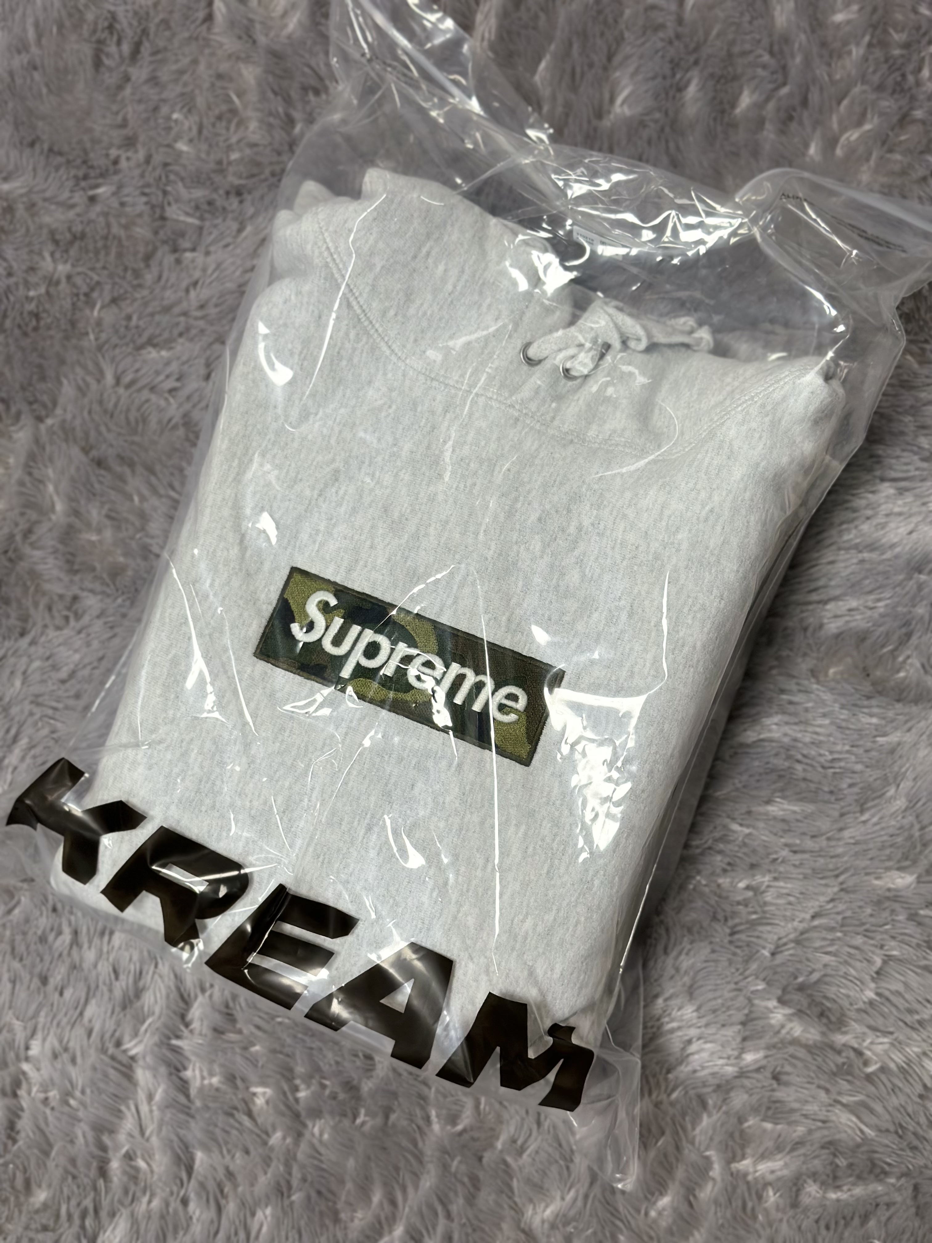 Supreme Box Logo Hooded Sweatshirt Ash Grey - 23FW 착용 스타일 - 1