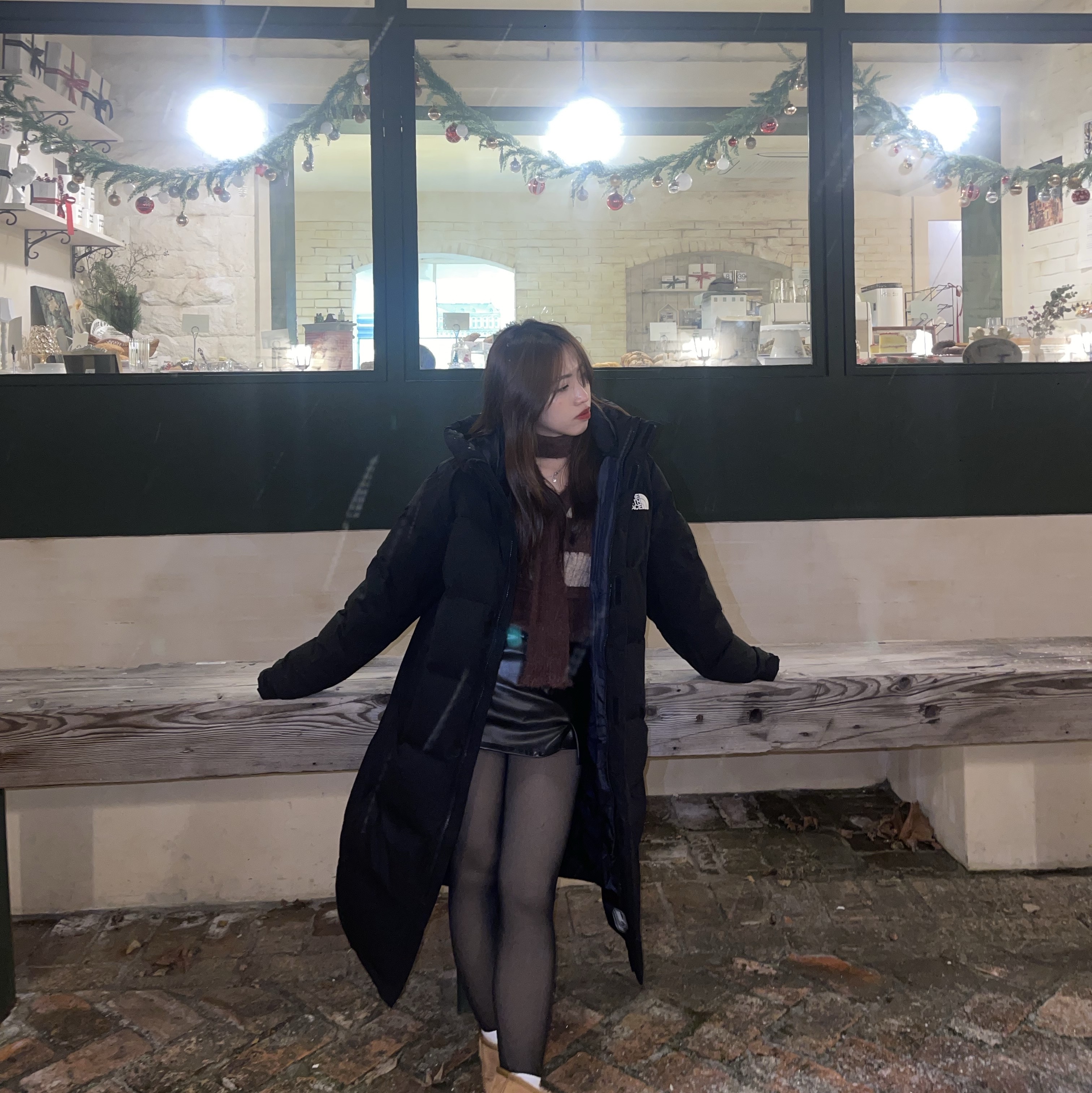 The North Face White Label Go Free Down Coat Black 착용 스타일 - 1