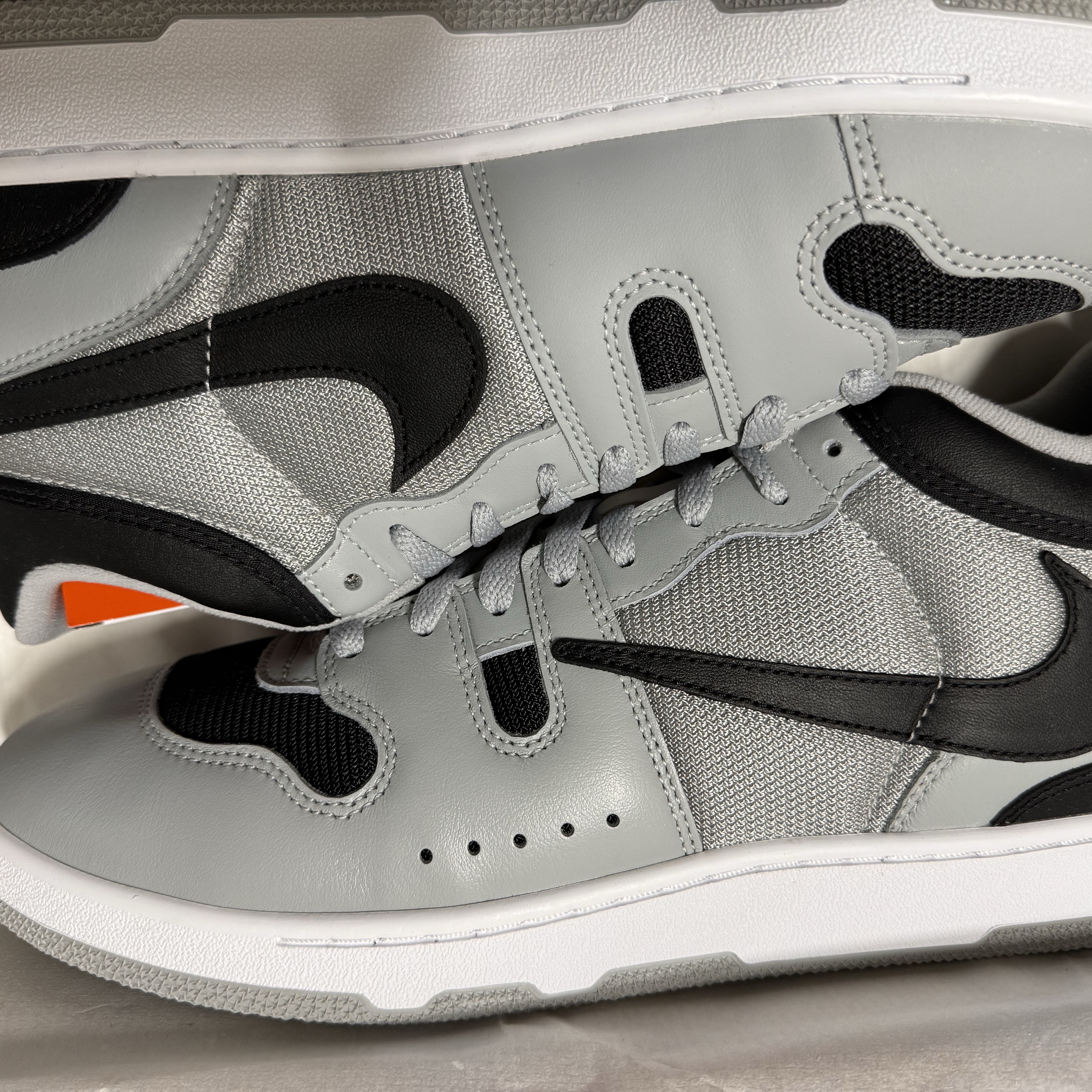 Nike x Travis Scott Mac Attack SP Light Smoke Grey 착용 스타일 - 1