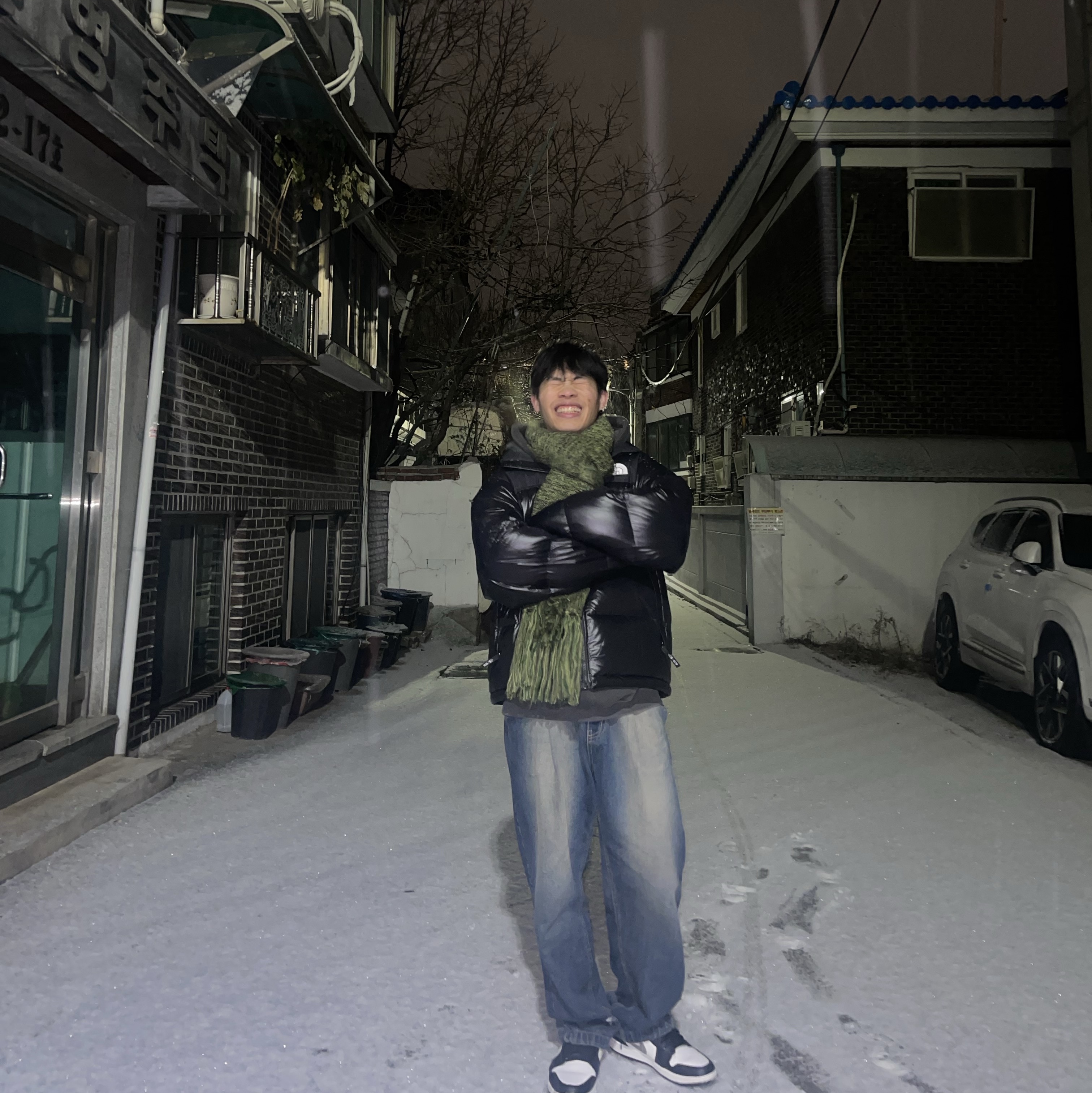 The North Face 1996 Eco Nuptse Jacket Real Black 착용 스타일