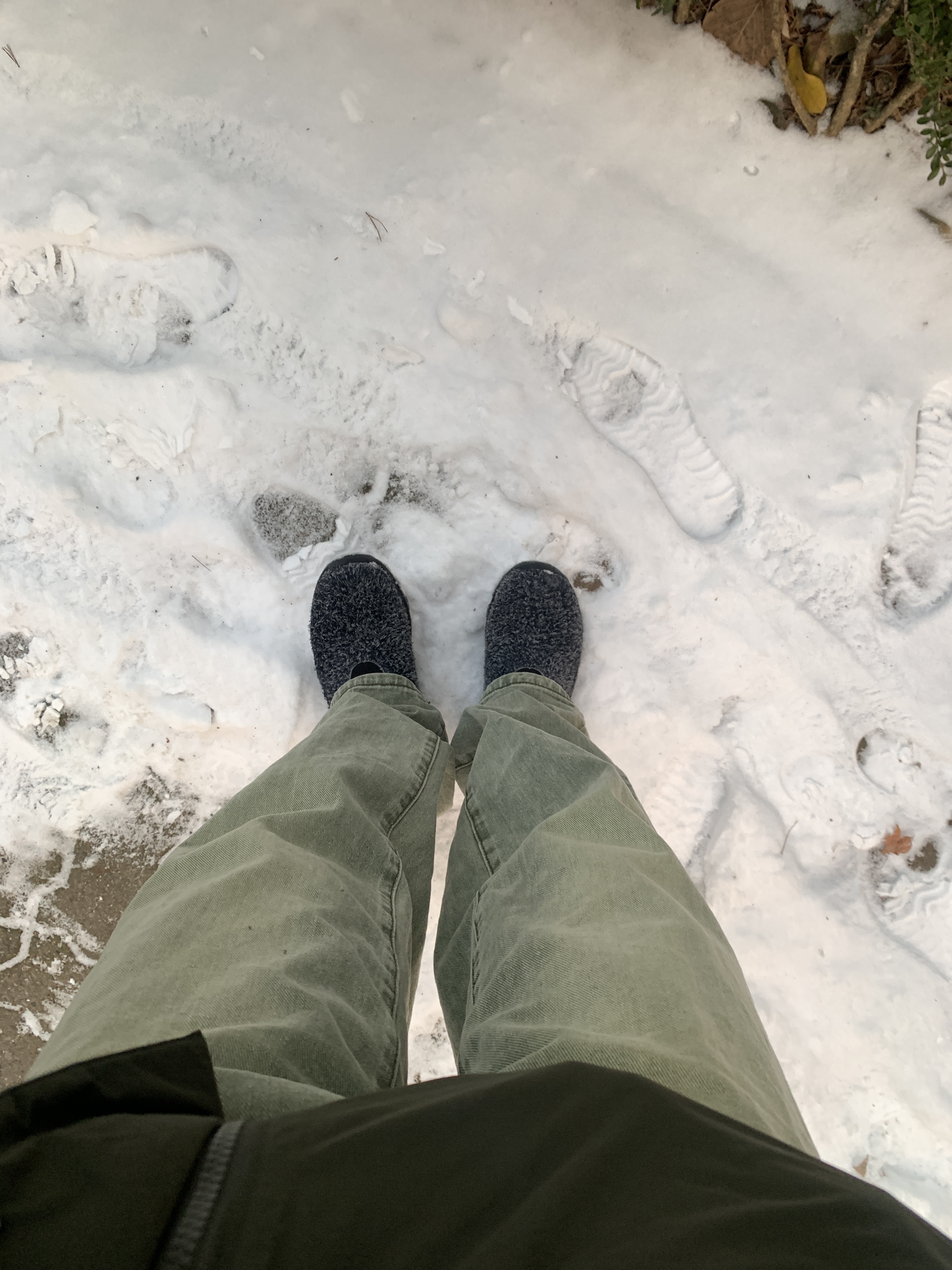 Merrell Winter Moc 3 1TRL Black Oyster 착용 스타일