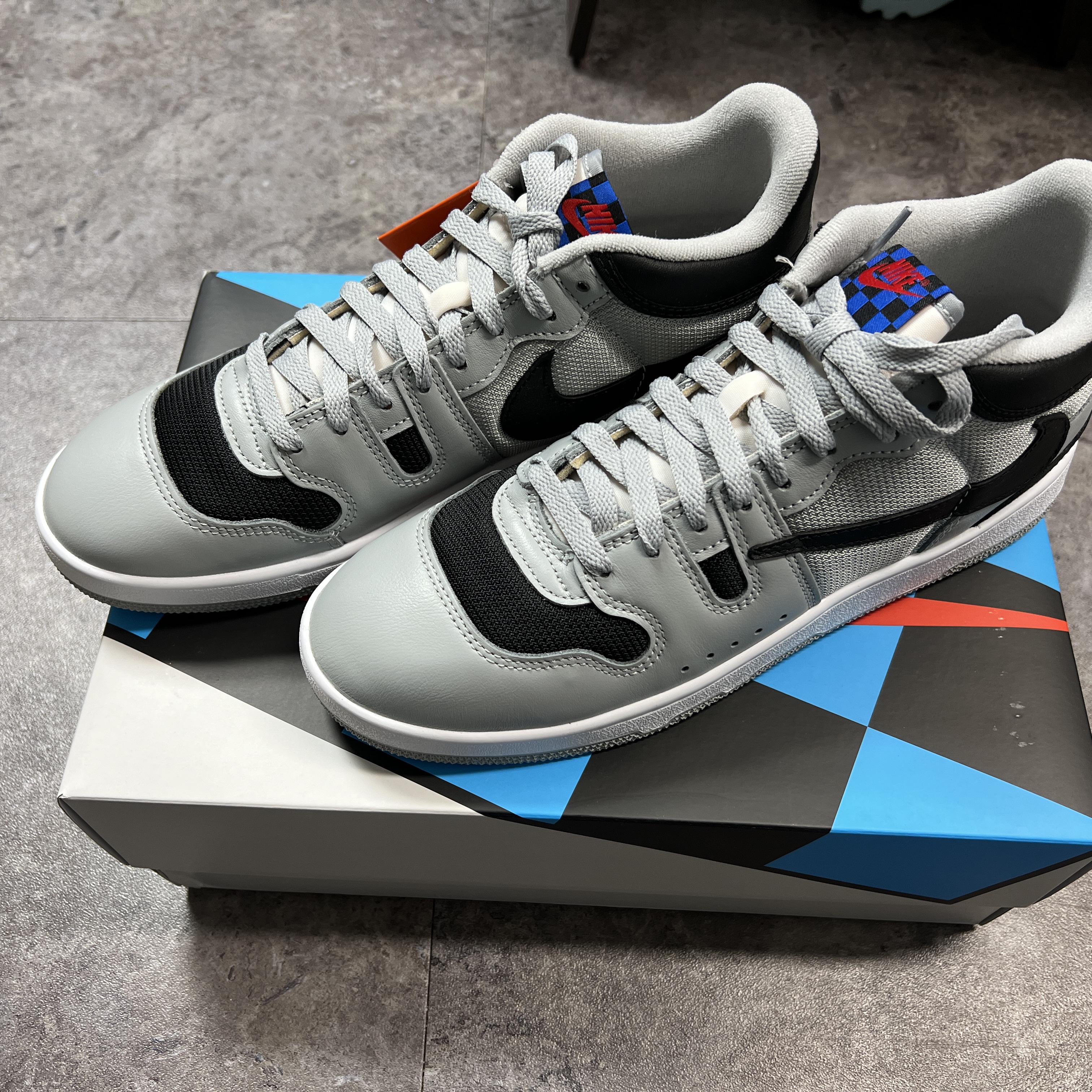 Nike x Travis Scott Mac Attack SP Light Smoke Grey 착용 스타일