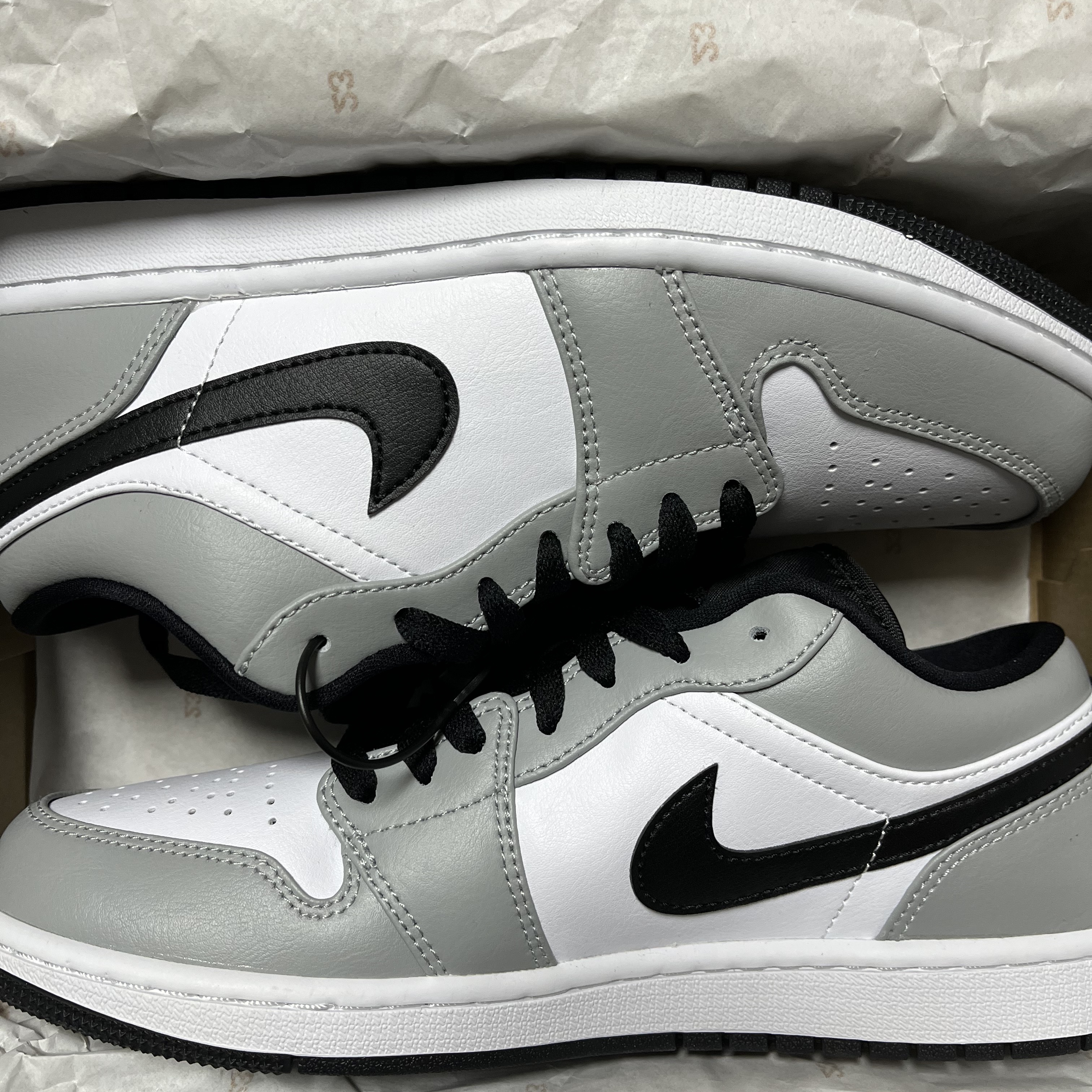 Jordan 1 Low Light Smoke Grey 착용 스타일