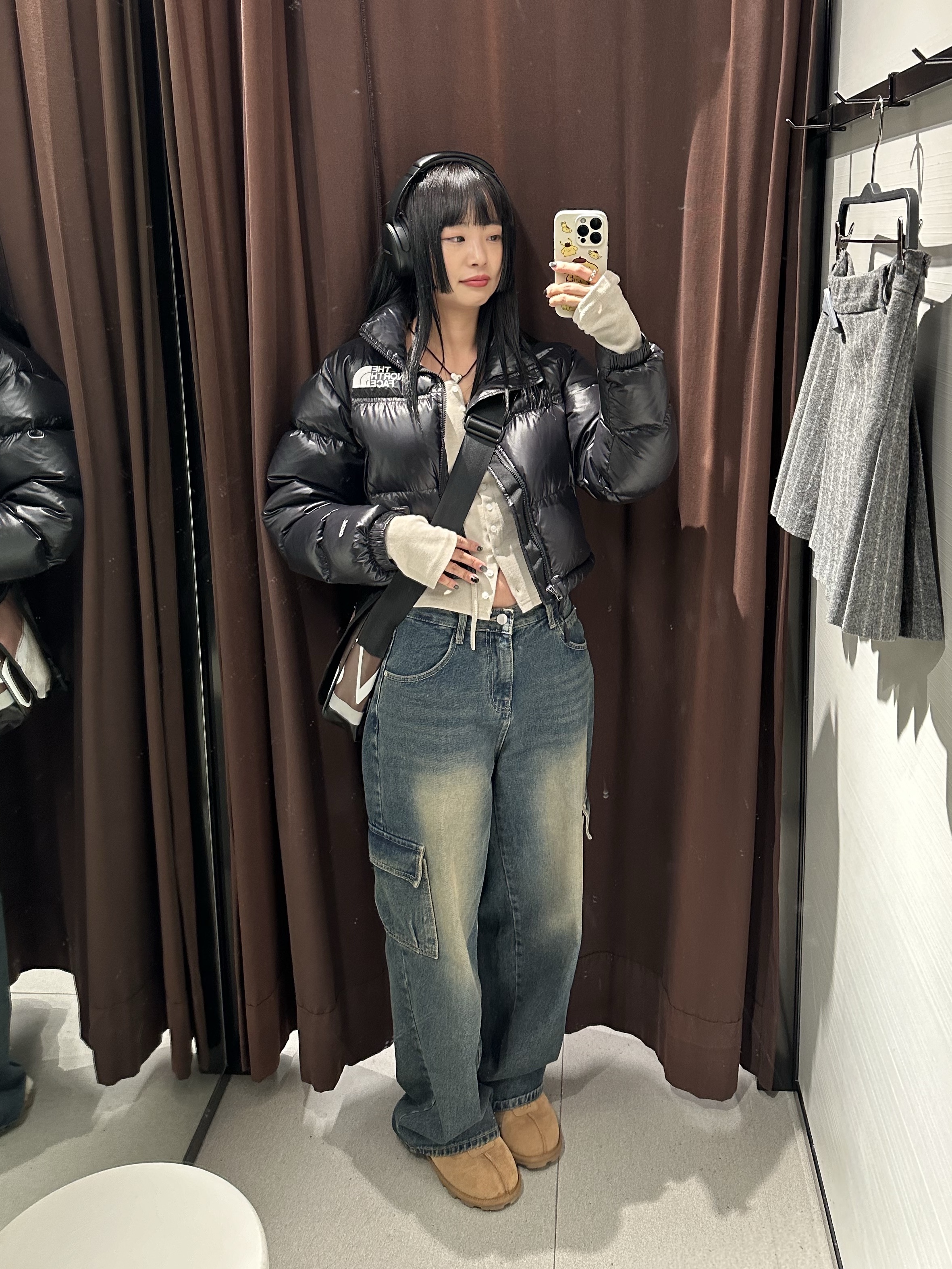 (W) The North Face Nuptse Short Jacket TNF Black, BOSE QC45 Triple Black (Korean Ver.) 착용 스타일 - 3