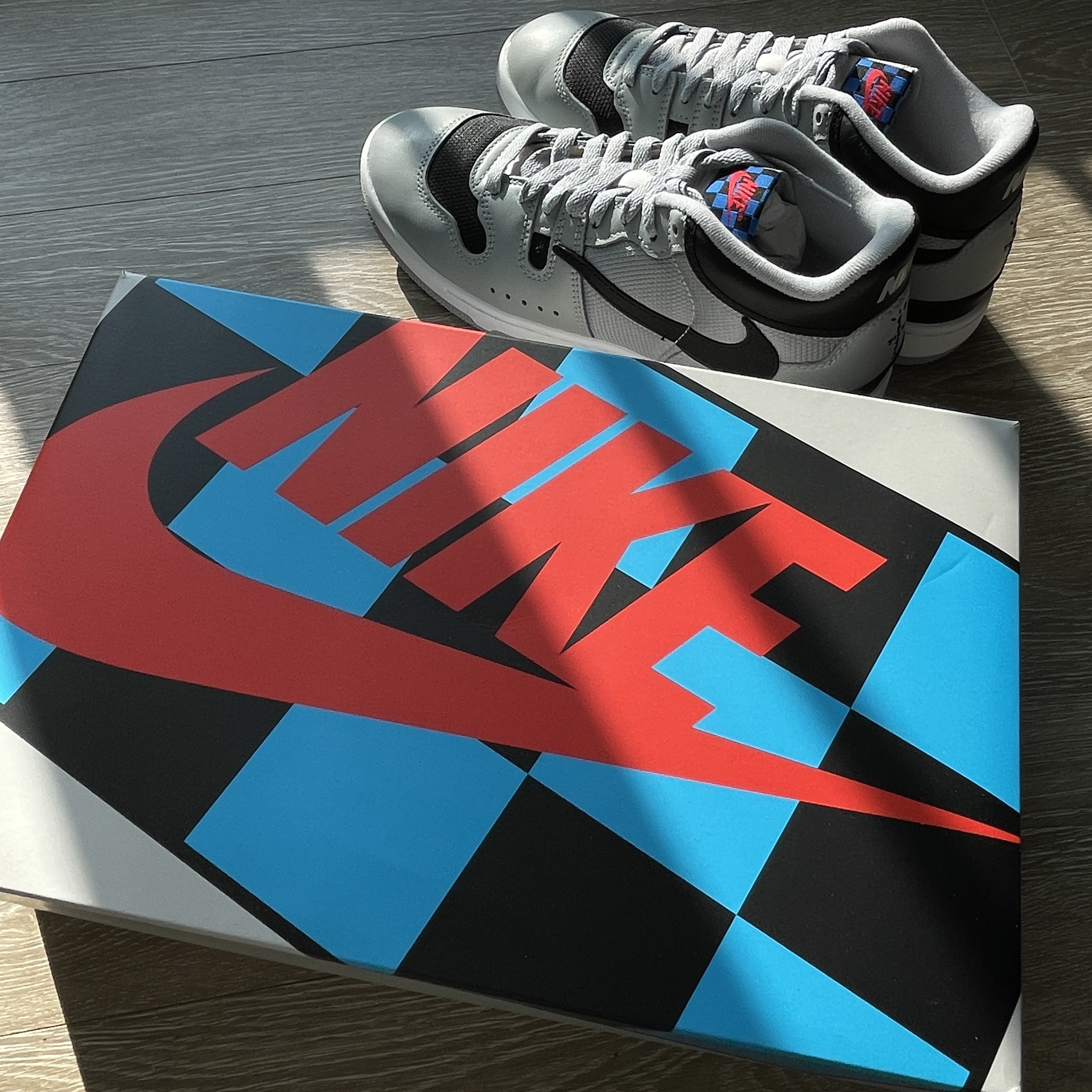 Nike x Travis Scott Mac Attack SP Light Smoke Grey 착용 스타일 - 1