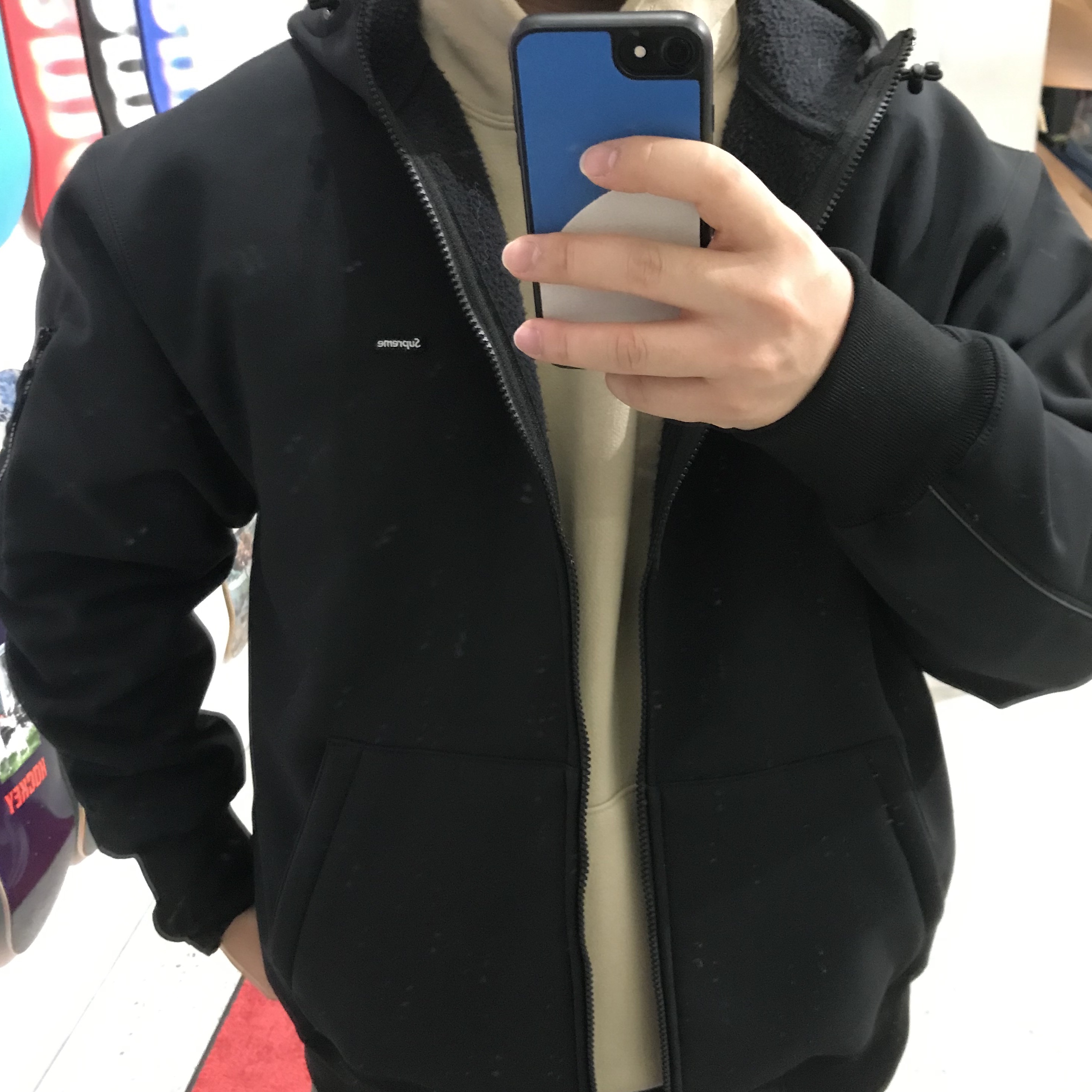 Supreme Windstopper Zip Up Hooded Sweatshirt Black - 23FW 착용 스타일