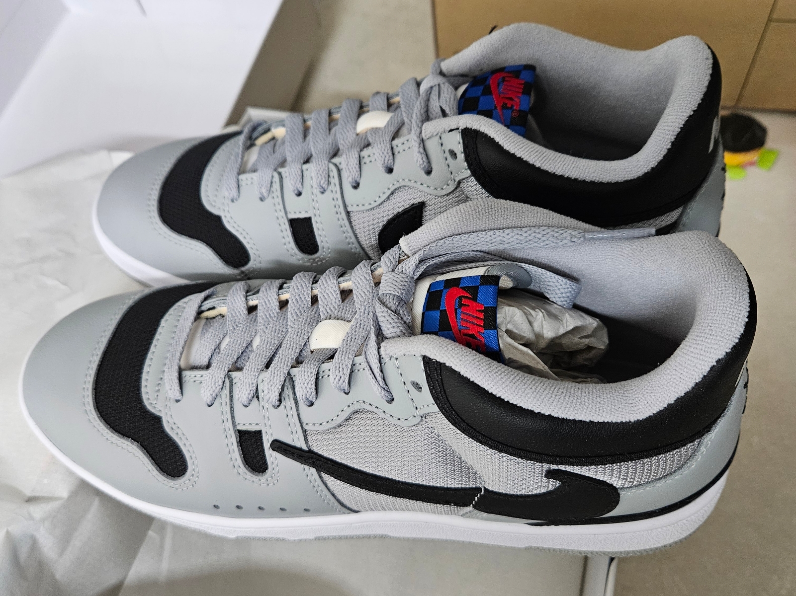 Nike x Travis Scott Mac Attack SP Light Smoke Grey 착용 스타일