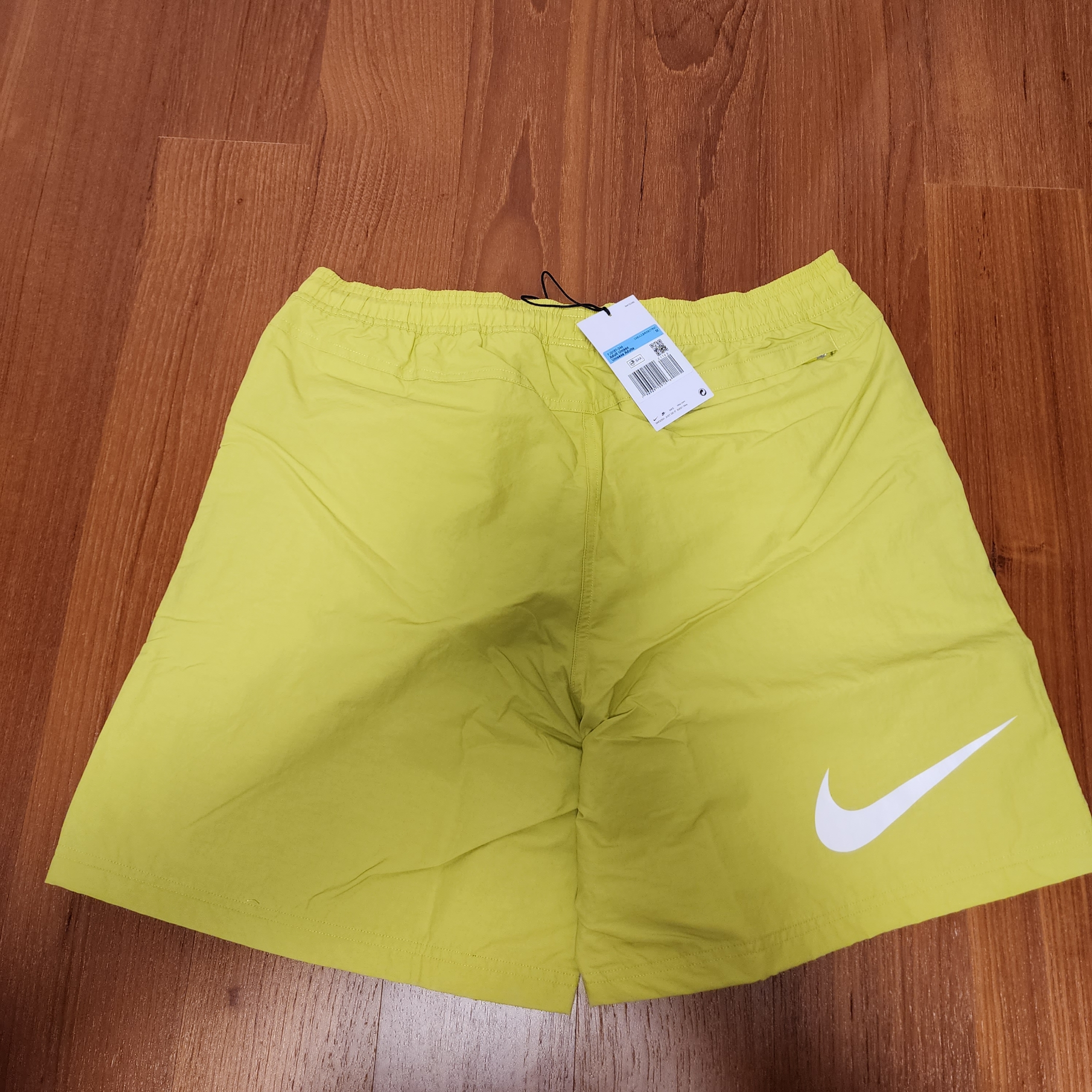 Nike x Stussy Shorts High Voltage (FJ9167-344) 착용 스타일 - 2