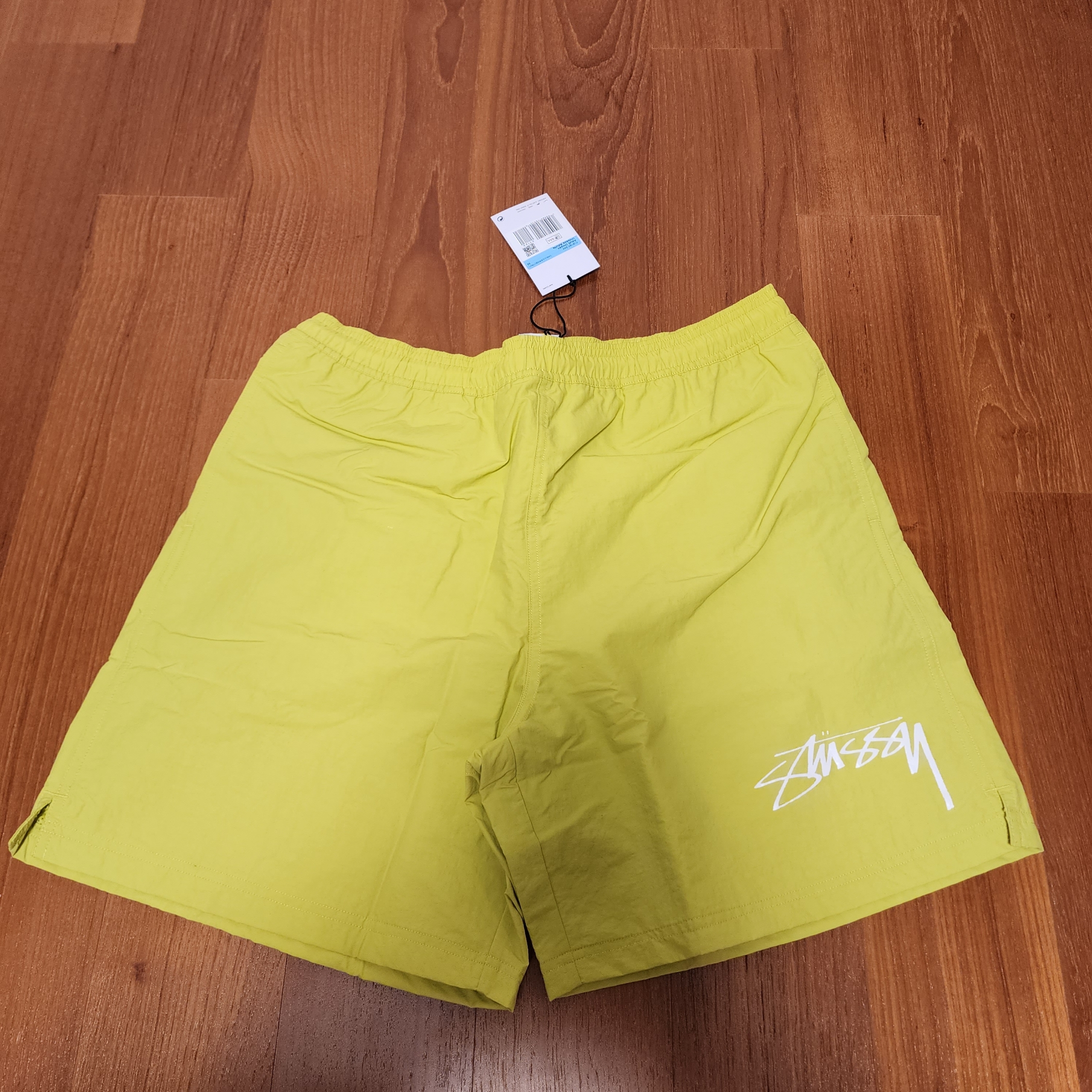 Nike x Stussy Shorts High Voltage (FJ9167-344) 착용 스타일 - 1