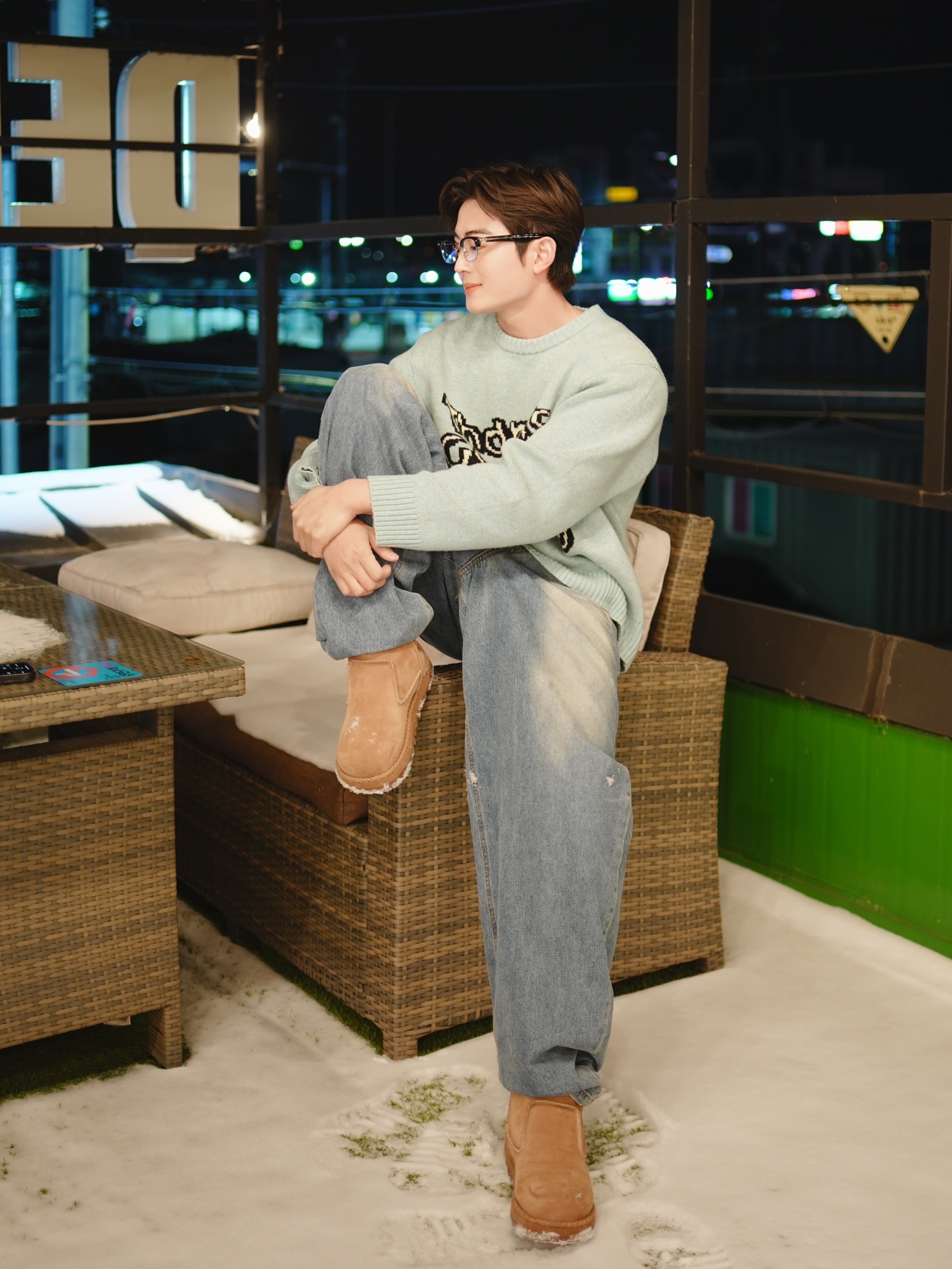 Kinchi Mistake Project Toboo Brown 착용 스타일 - 2