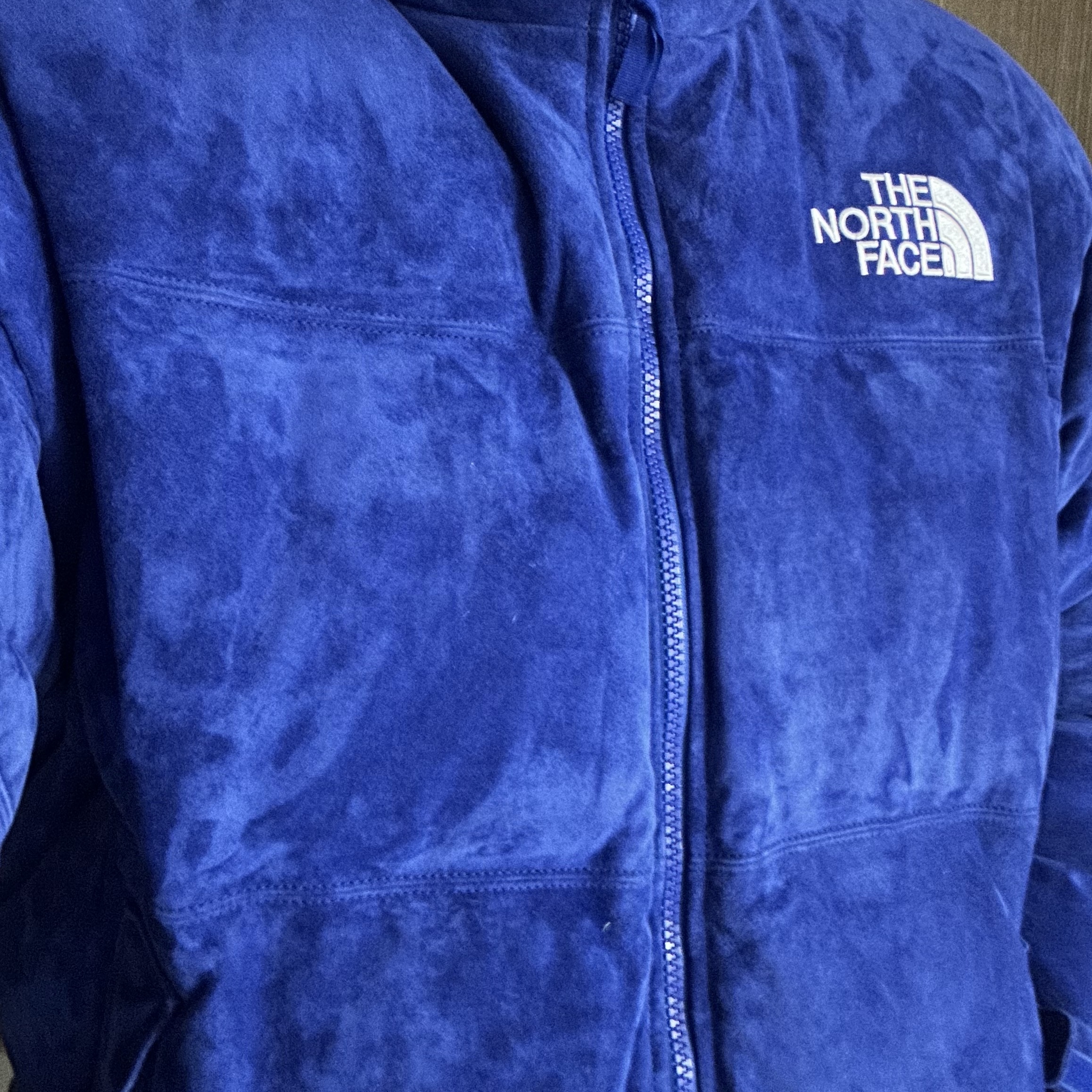 New Balance x JJJJound 992 Made in USA Mossy Green, Supreme x The North Face Suede Nuptse Jacket Blue - 23FW 착용 스타일 - 3