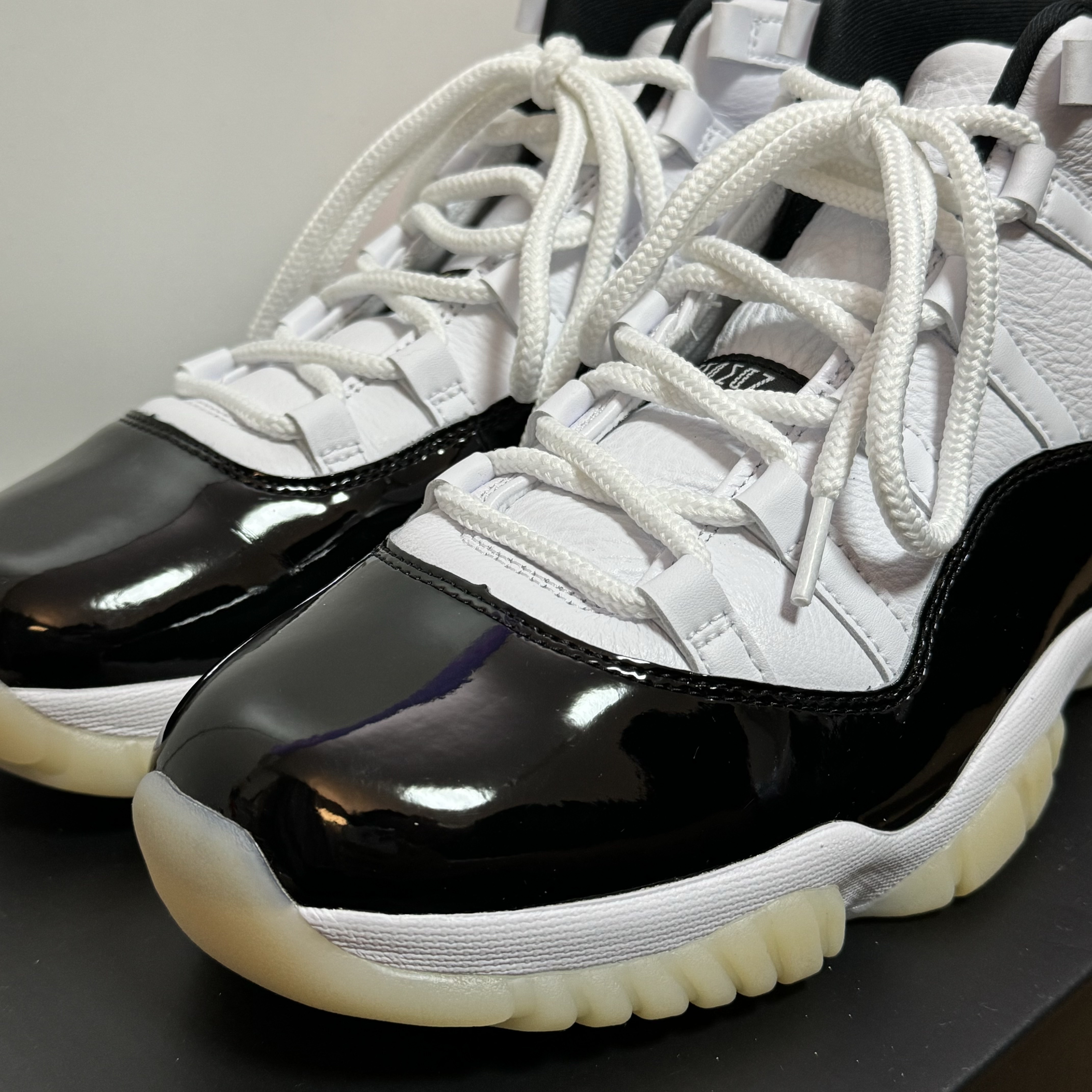 Jordan 11 Retro Gratitude 착용 스타일 - 3