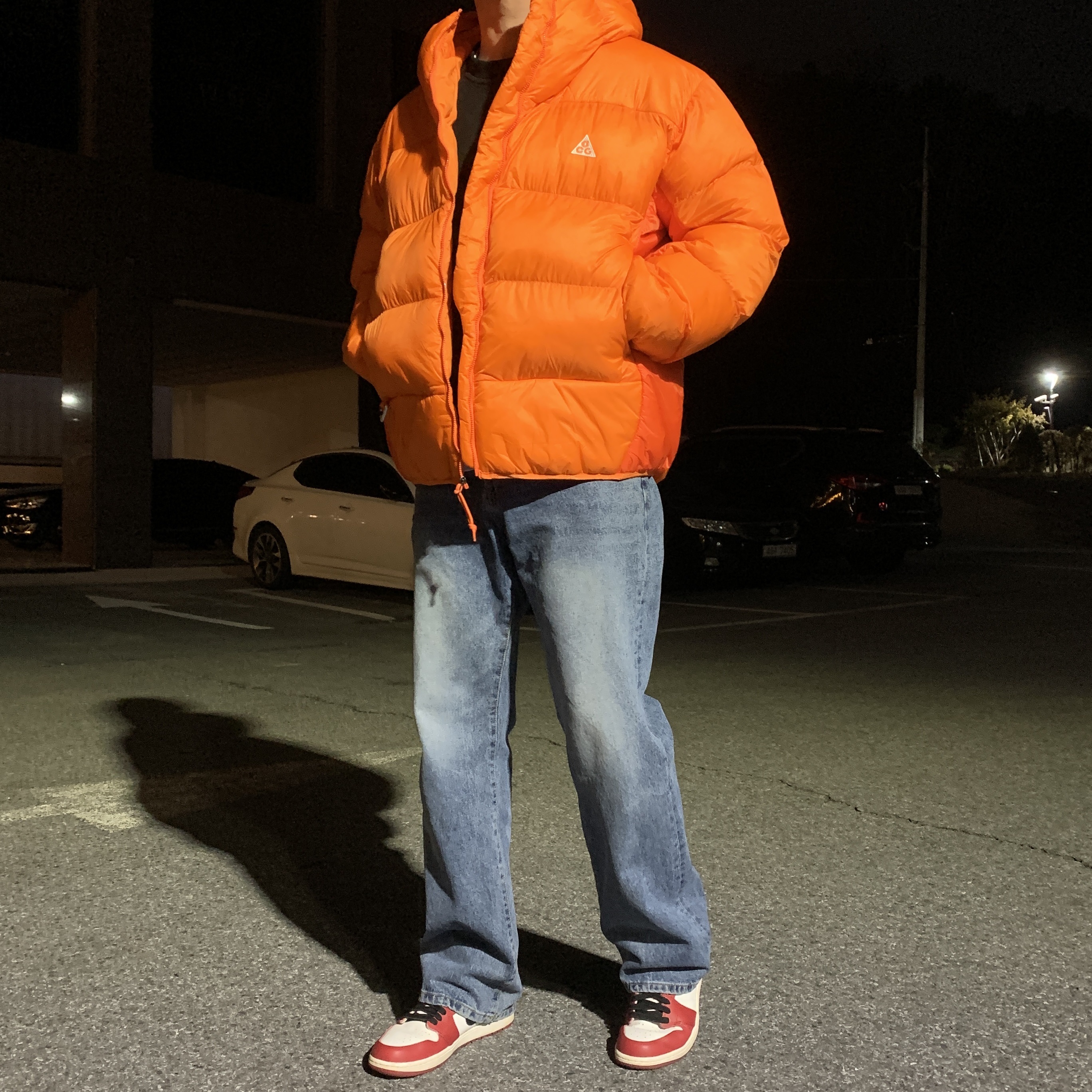 Nike ACG Therma-Fit ADV Lunar Lake Puffer Jacket Safety Orange - Asia, Jordan 1 Retro High OG Chicago 2022 착용 스타일 - 1