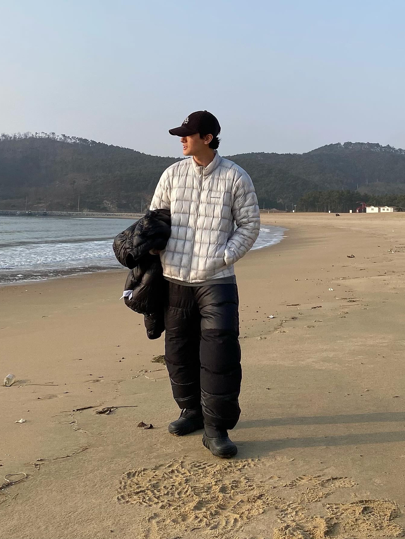 Montbell Plasma 1000 Alpine Down Parka Black, Montbell Superior Down Parka Black 착용 스타일 - 4