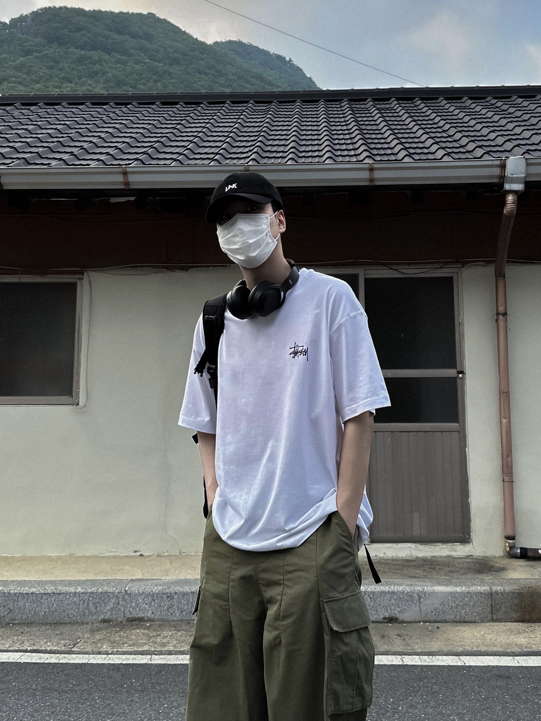 Stussy Basic Stussy T-Shirt White 2023 착용 스타일
