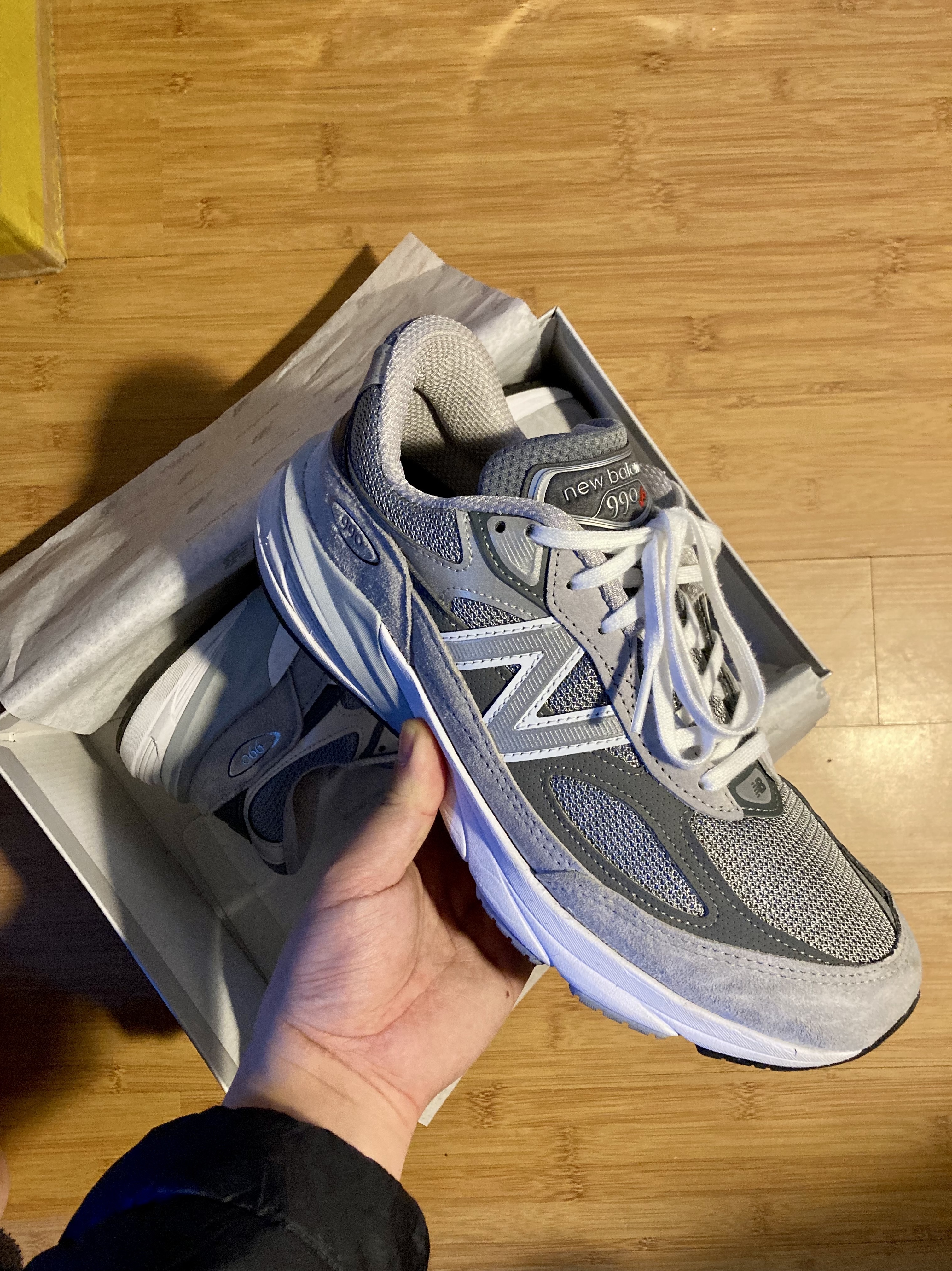 New Balance 990v6 Made in USA Grey - D Standard 착용 스타일