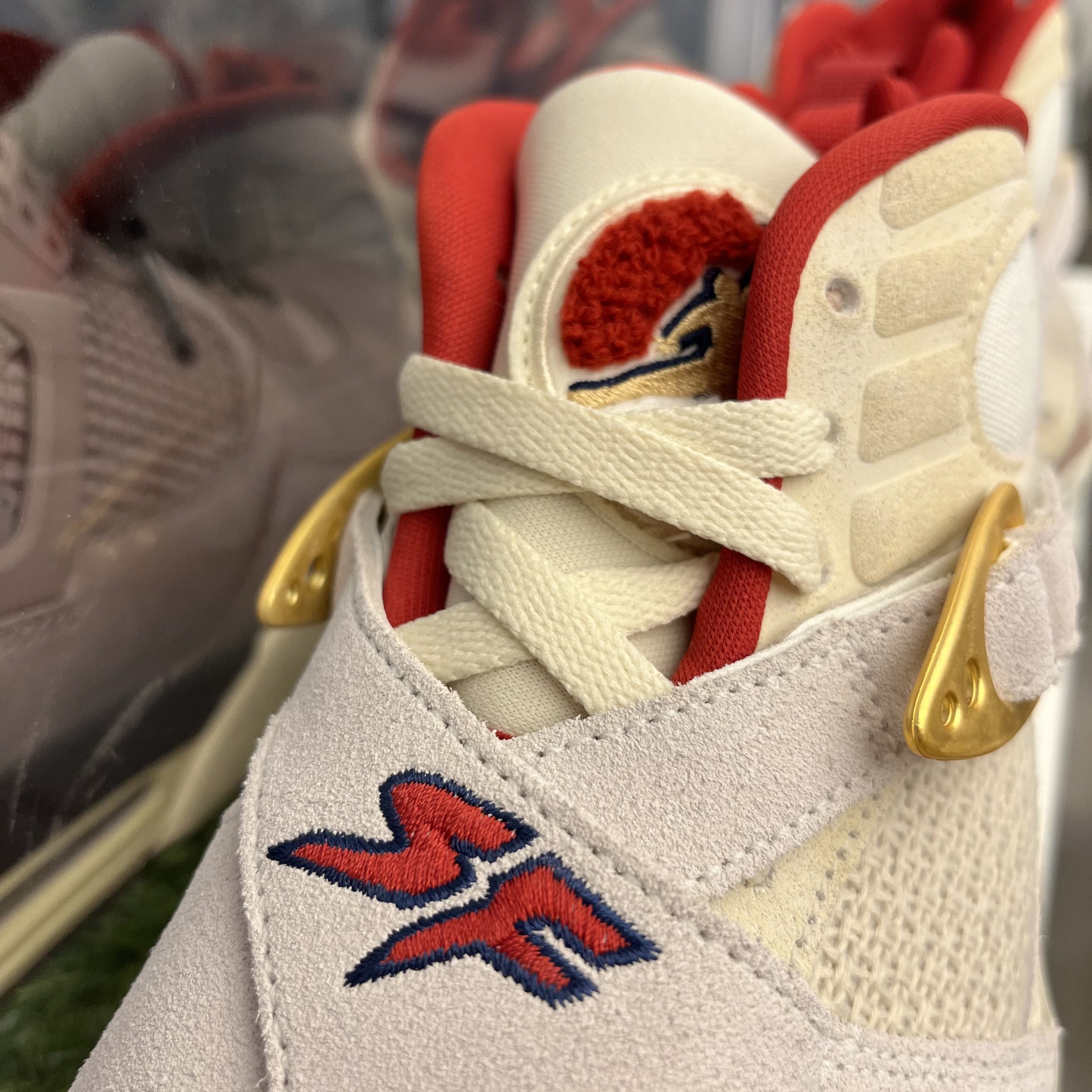 Jordan 8 x SoleFly Retro SP Mi Casa es Su Casa 착용 스타일 - 1