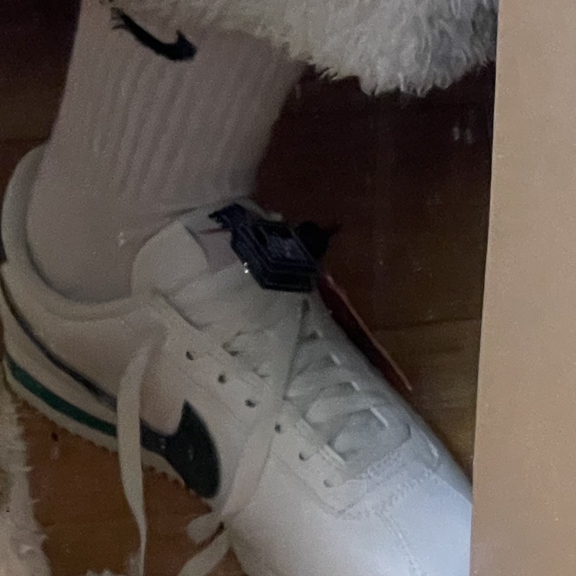 (W) Nike Cortez Gorge Green and Malachite 착용 스타일 - 2