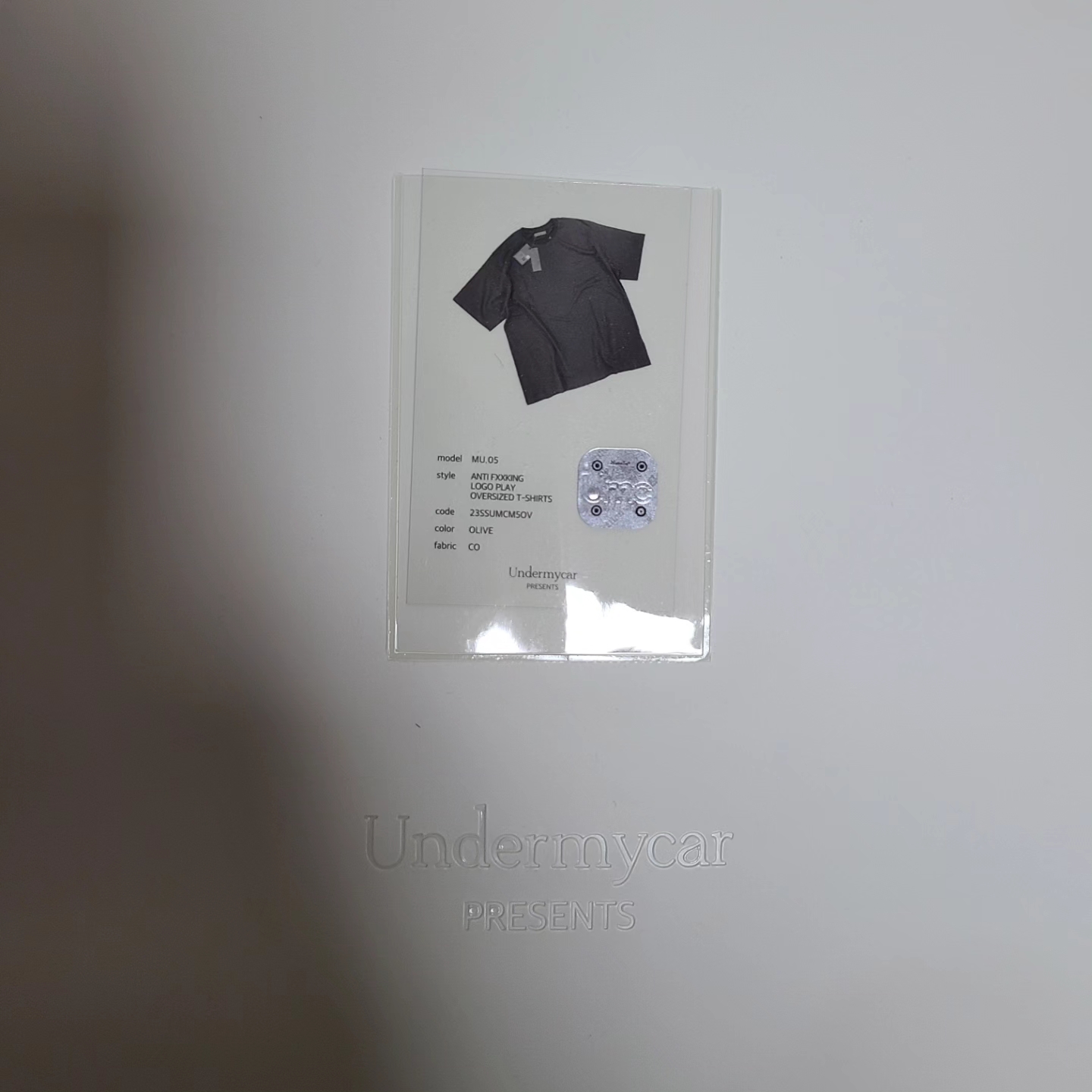 Undermycar Mu.05 Anti Fxxking Logo Play Oversized T-Shirts Olive 착용 스타일 - 1