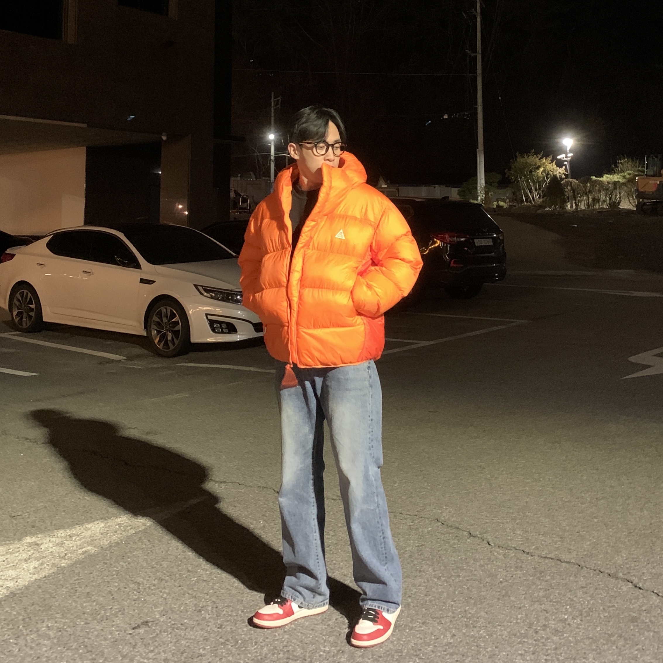Nike ACG Therma-Fit ADV Lunar Lake Puffer Jacket Safety Orange - Asia, Jordan 1 Retro High OG Chicago 2022 착용 스타일 - 2