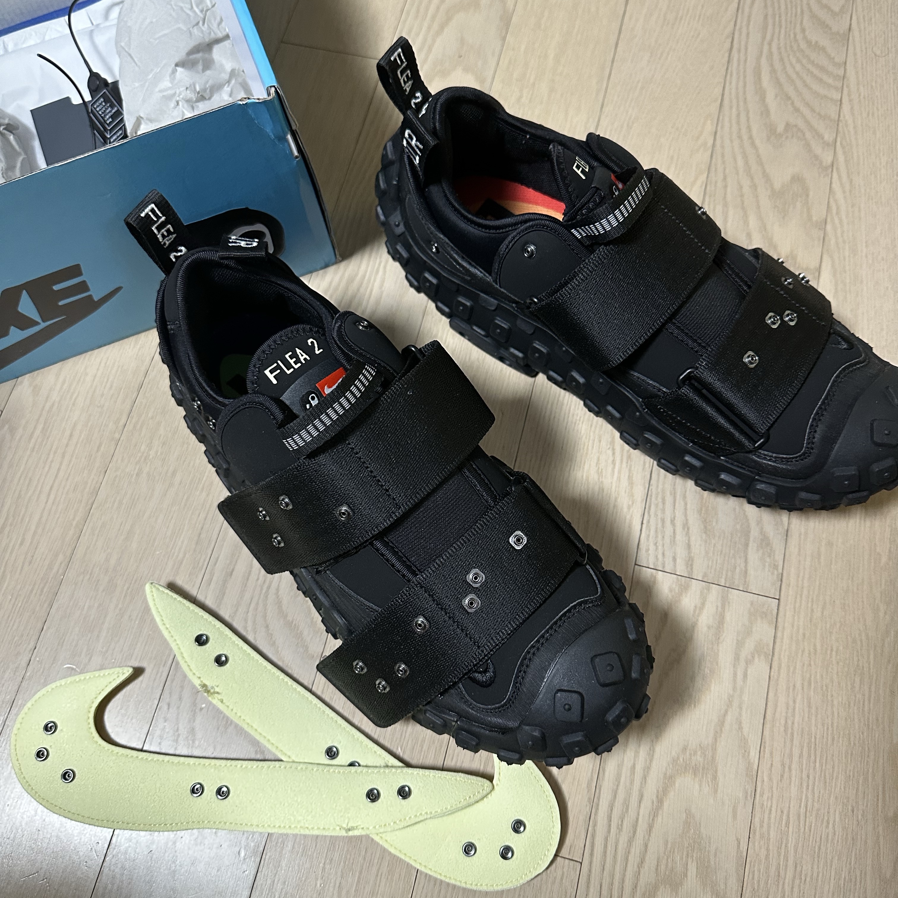 Nike x Cactus Plant Flea Market Air Flea 2 Black Alabaster 착용 스타일