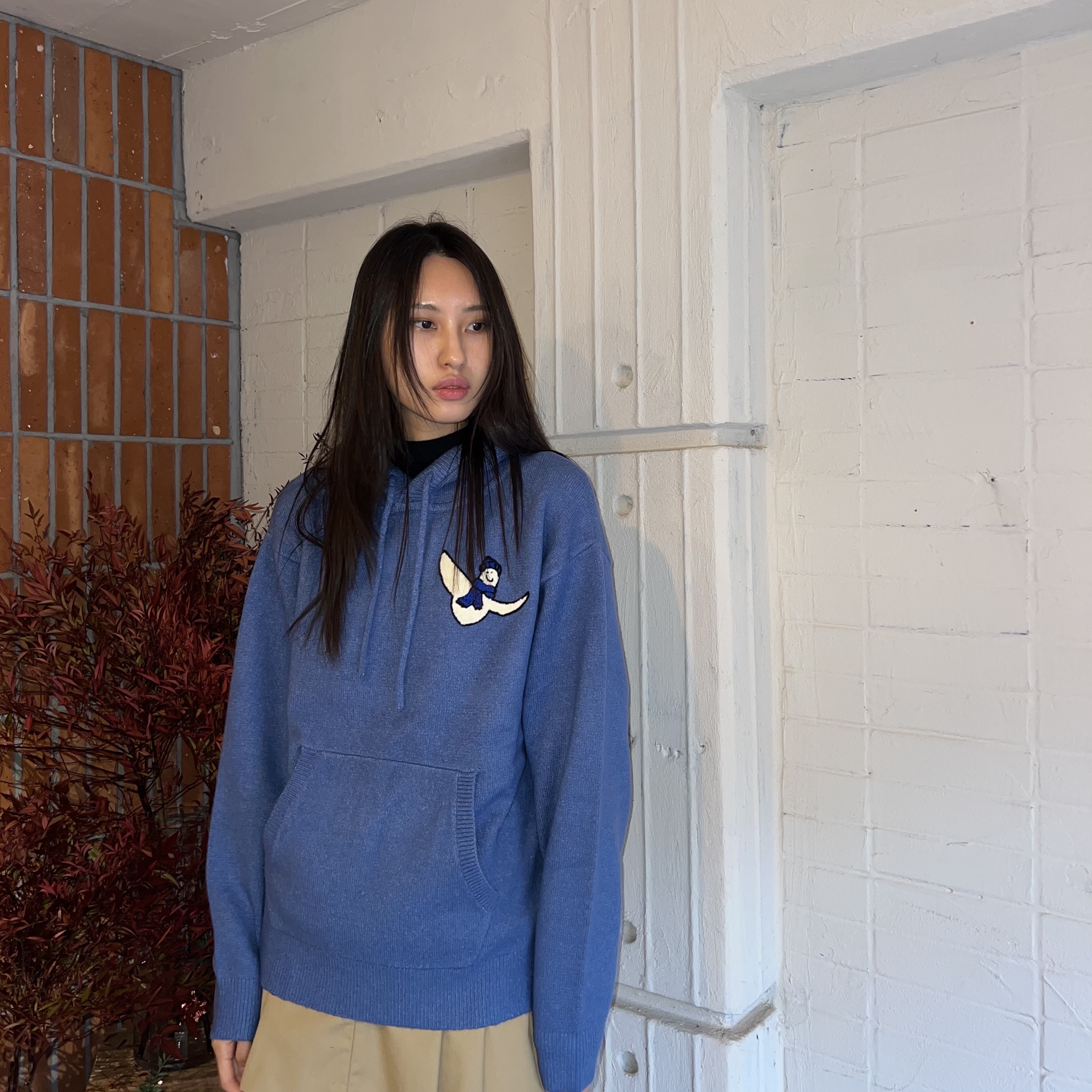 (W) Lacoste Golf Mid-Length Pleats Skirt Beige, Porta Women Suede Stitch Western Long Boots Brown 착용 스타일 - 4
