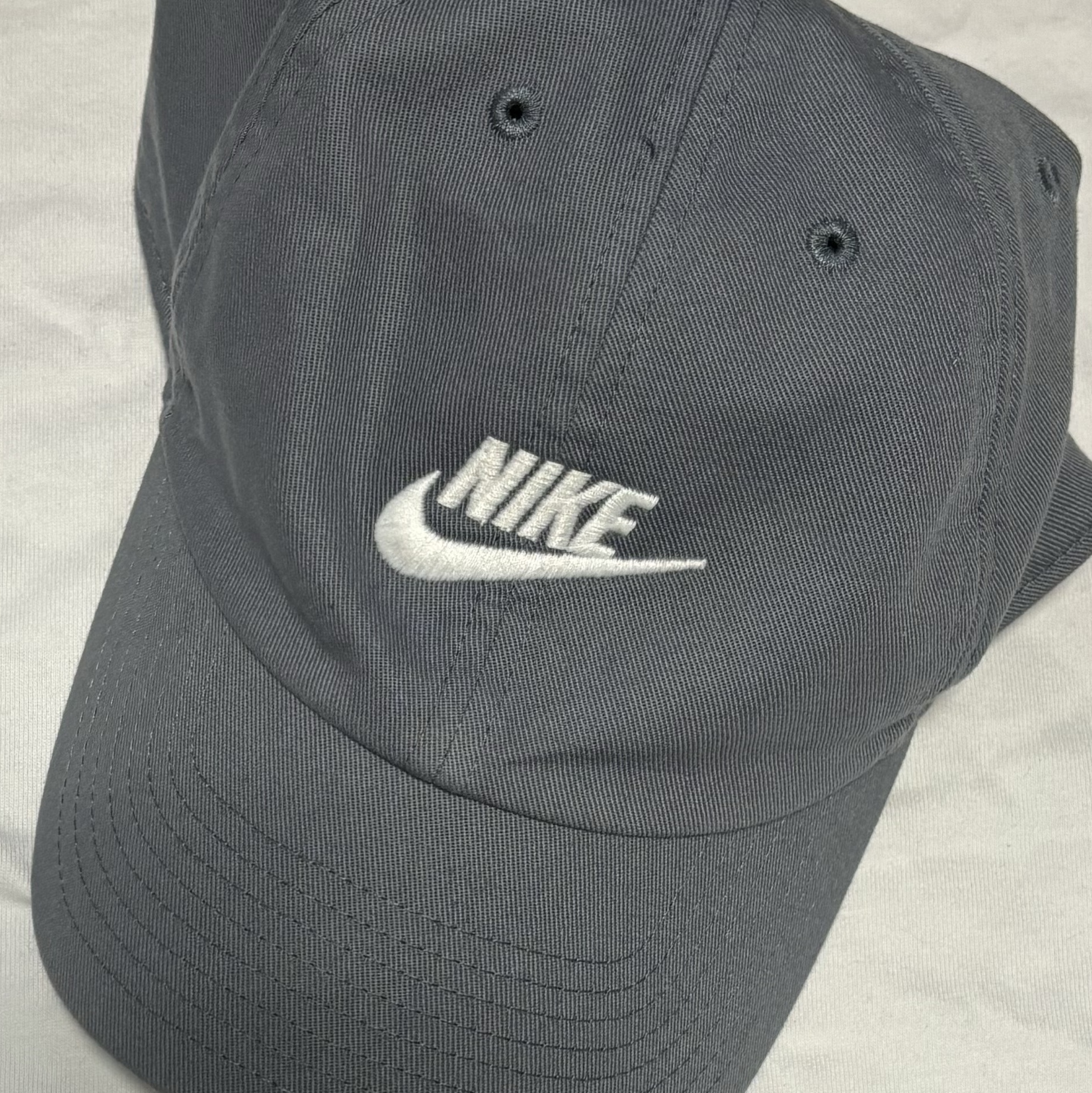 Nike Heritage 86 Futura Washed Cap Ashen Slate 착용 스타일