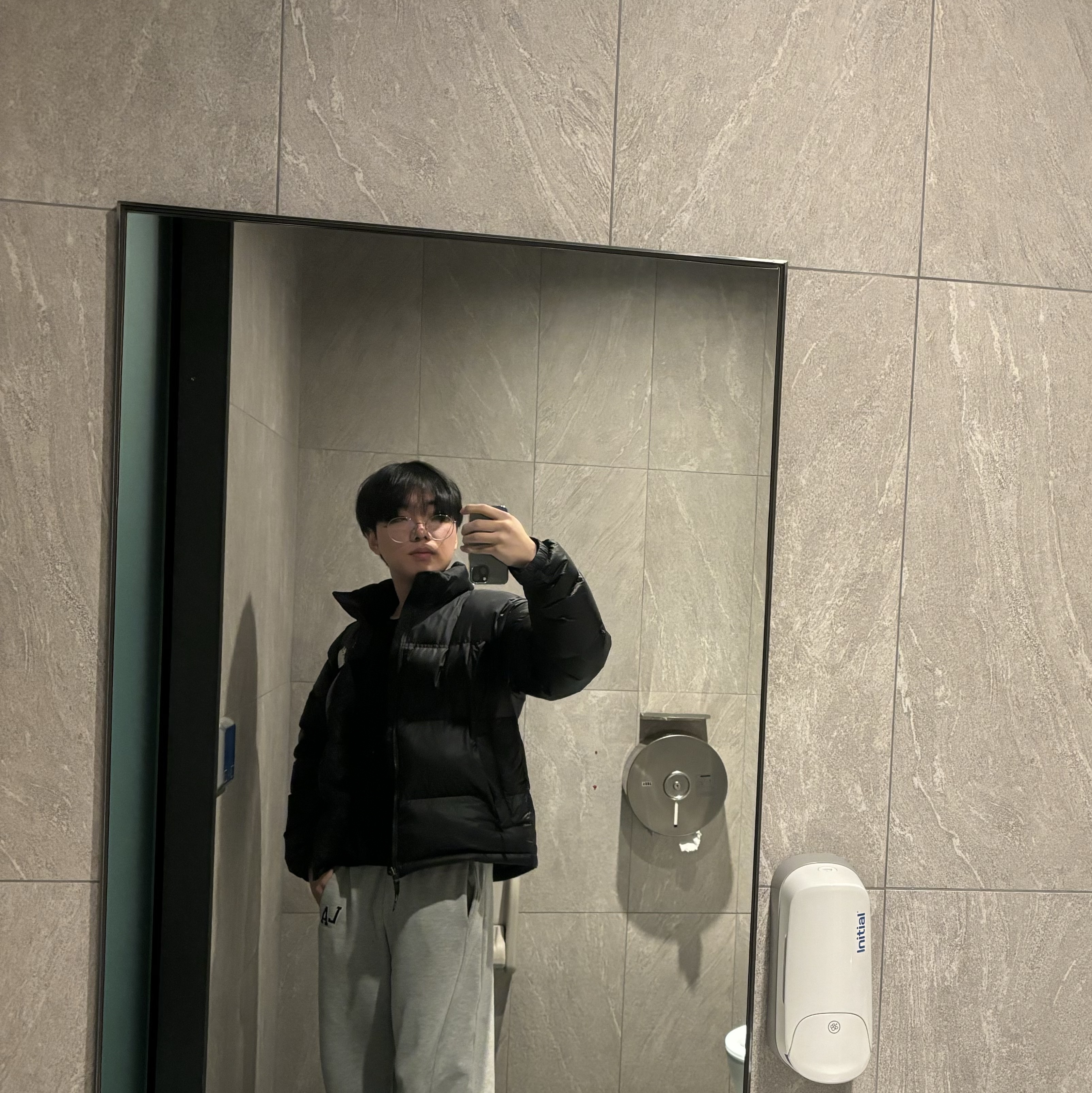 Kenzo Boke Flower Crest T-Shirt Black, The North Face 1996 Eco Nuptse Jacket Black 착용 스타일
