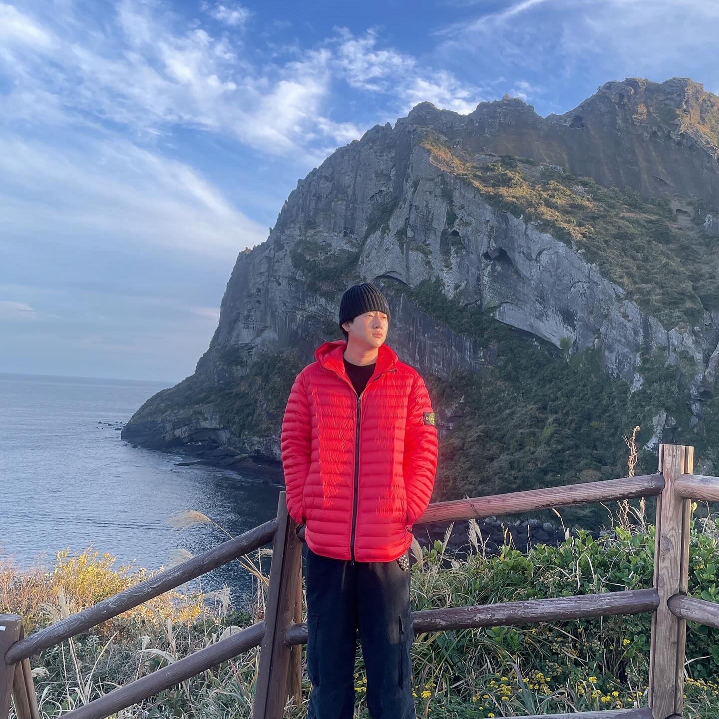 Stone Island 40324 Loom Woven Chambers R-Nylon Down-TC Packable Jacket Red - 22FW 착용 스타일 - 2