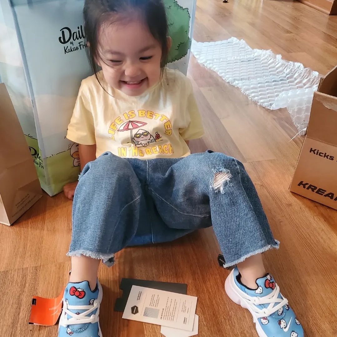 (TD) Nike x Hello Kitty Air Presto University Blue 착용 스타일 - 1
