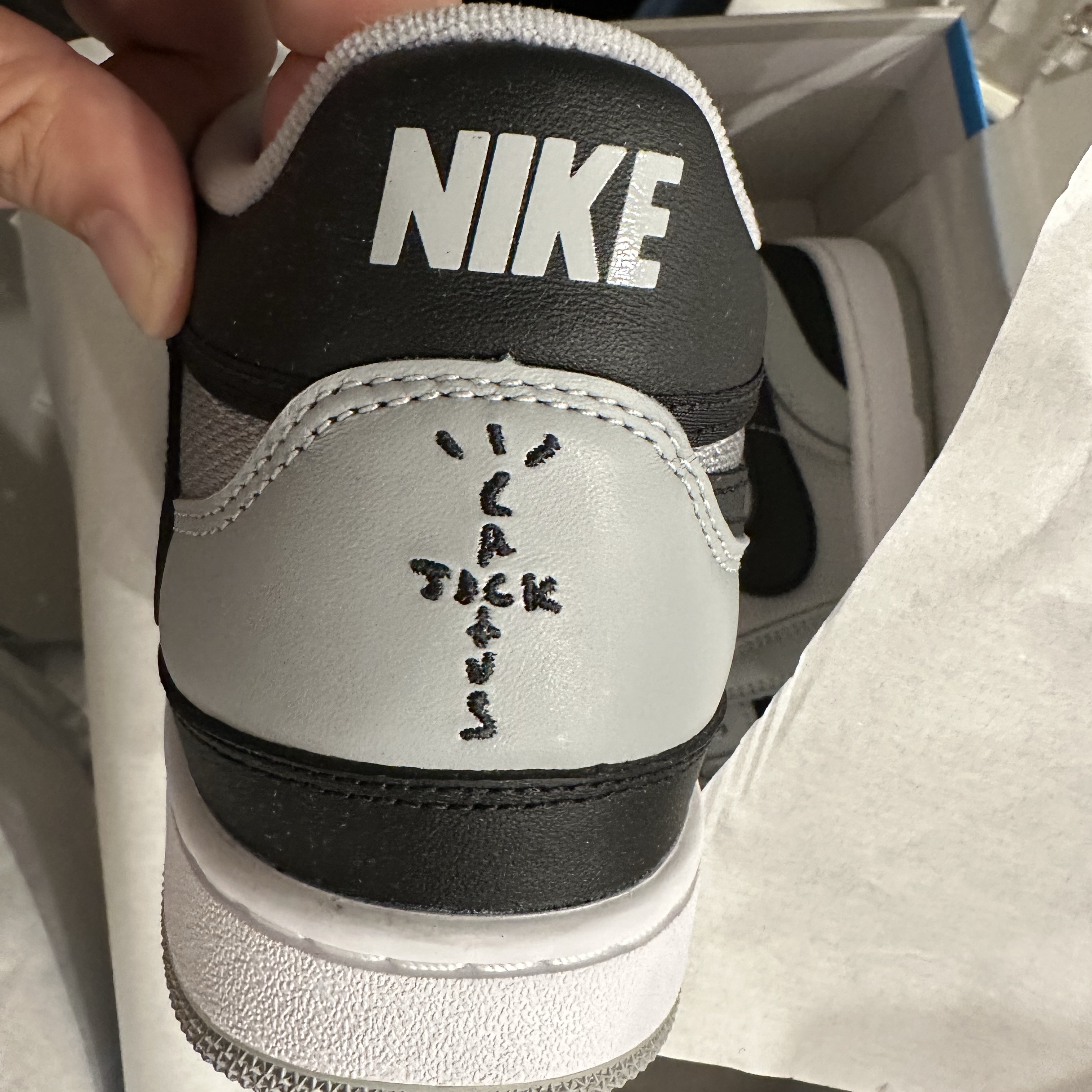 Nike x Travis Scott Mac Attack SP Light Smoke Grey 착용 스타일