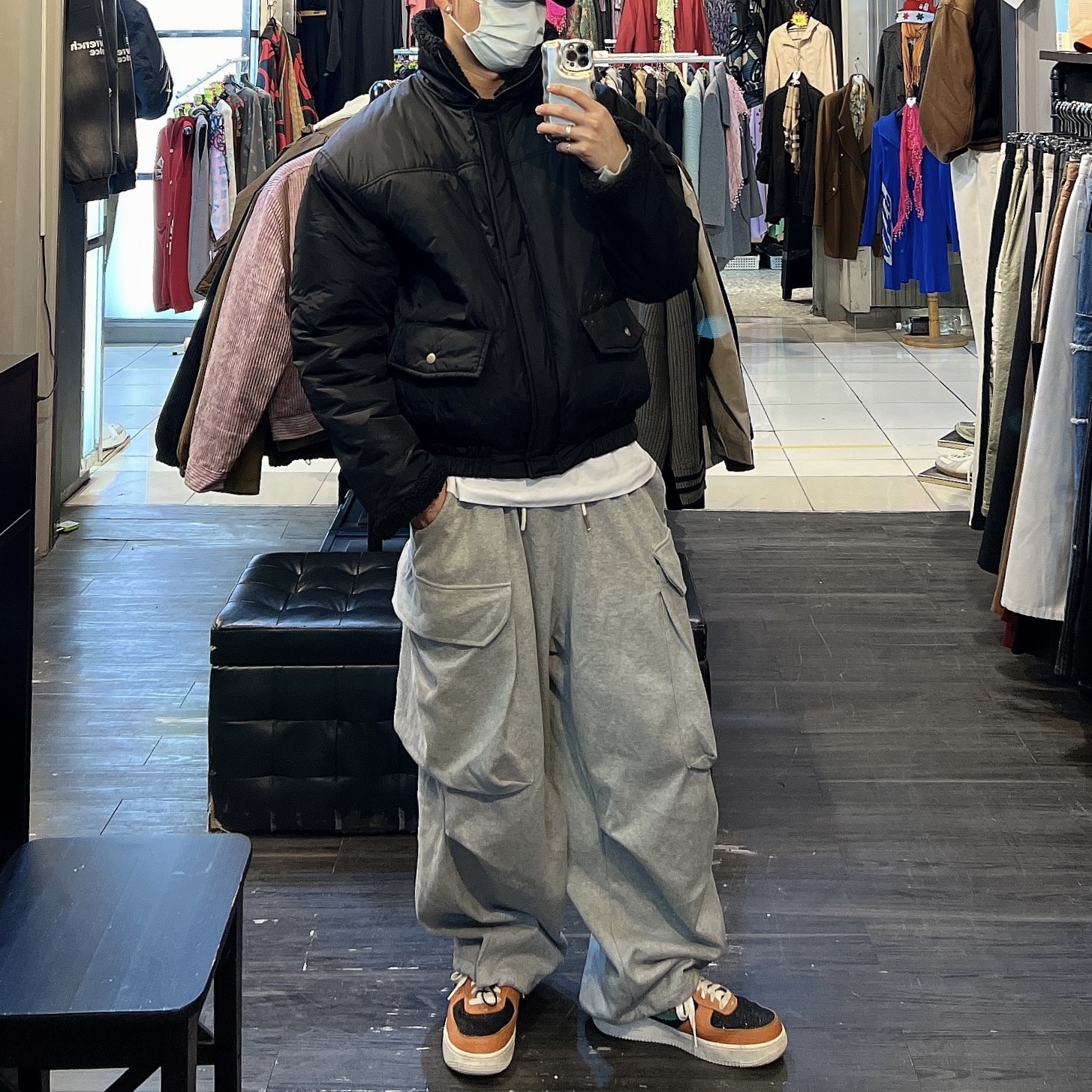 Nike Air Force 1 '07 LX Siempre Familia 착용 스타일 - 2