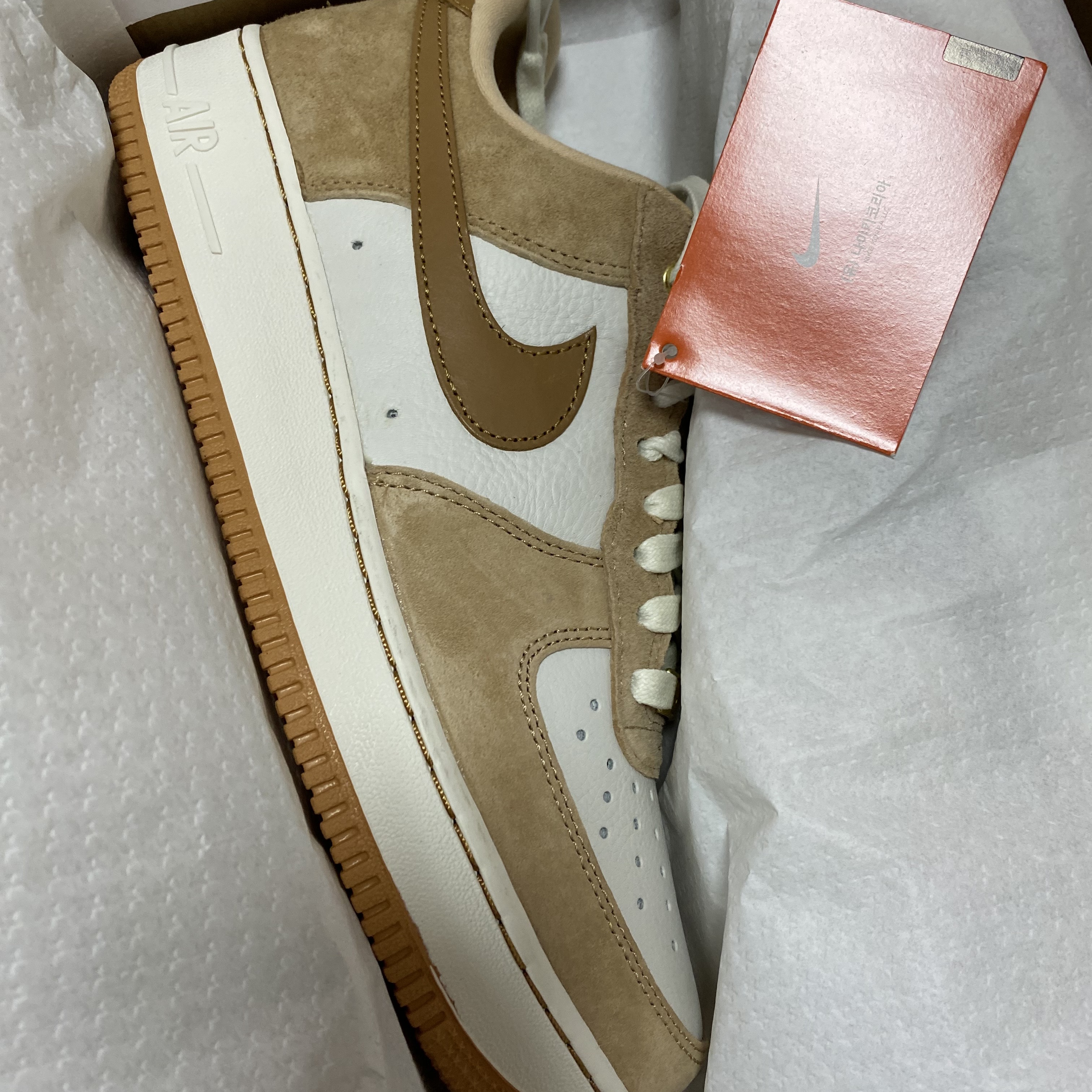 (W) Nike Air Force 1 LXX Flax 착용 스타일