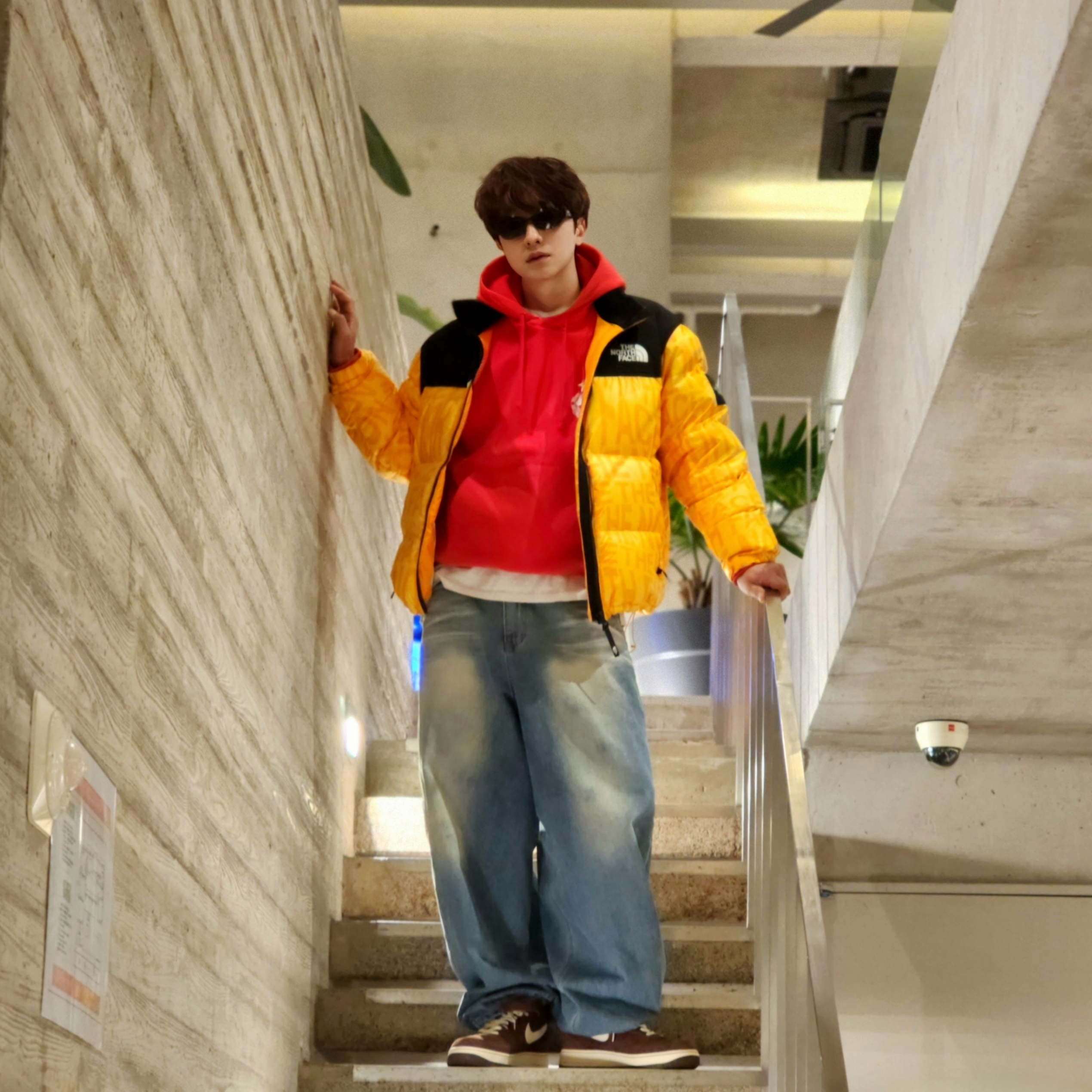 The North Face White Label Novelty Nuptse Down Jacket P Yellow, Stussy Beach Roots Hoodie Red 착용 스타일 - 1