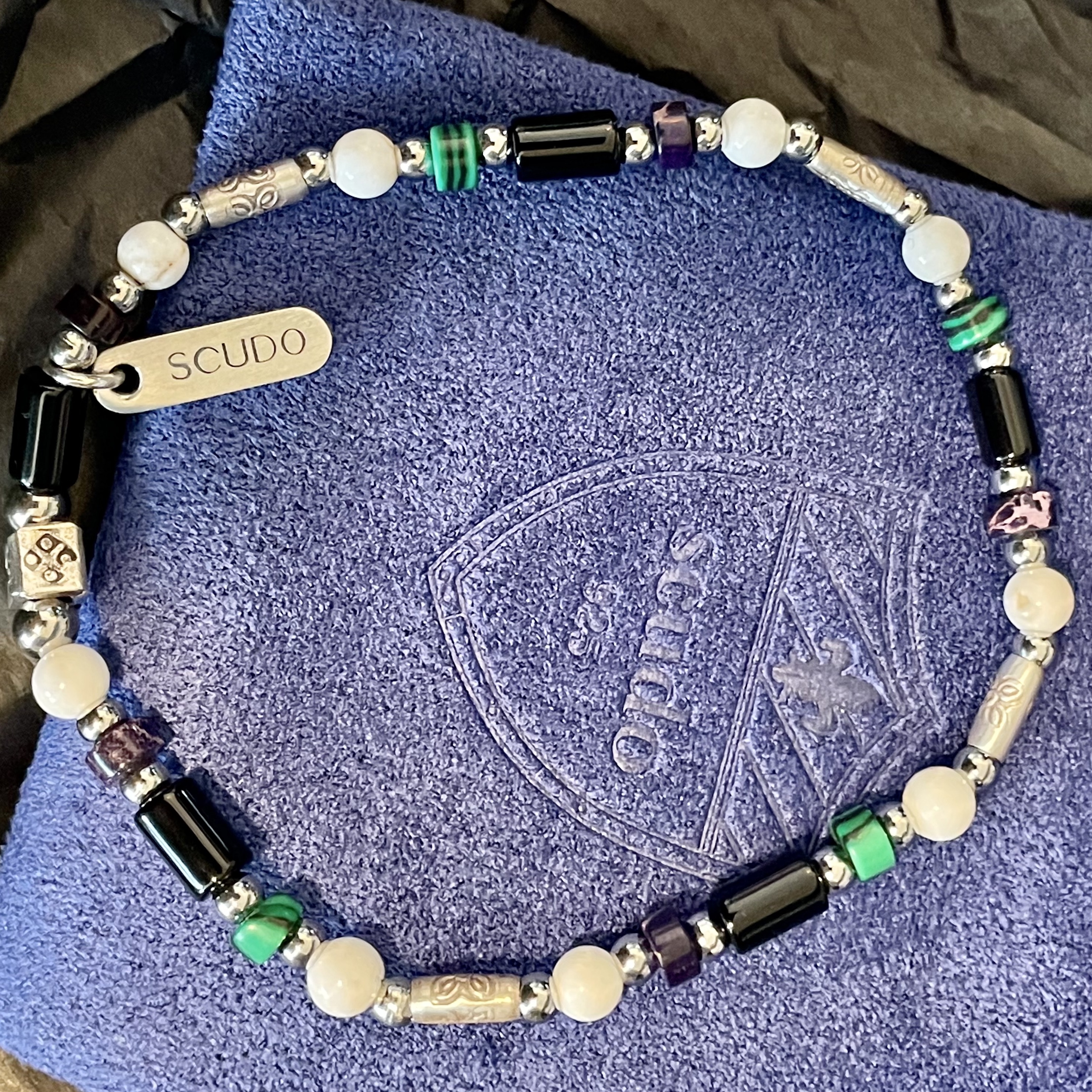 Scudo Grapevine Karen Beads Bracelet 착용 스타일 - 4