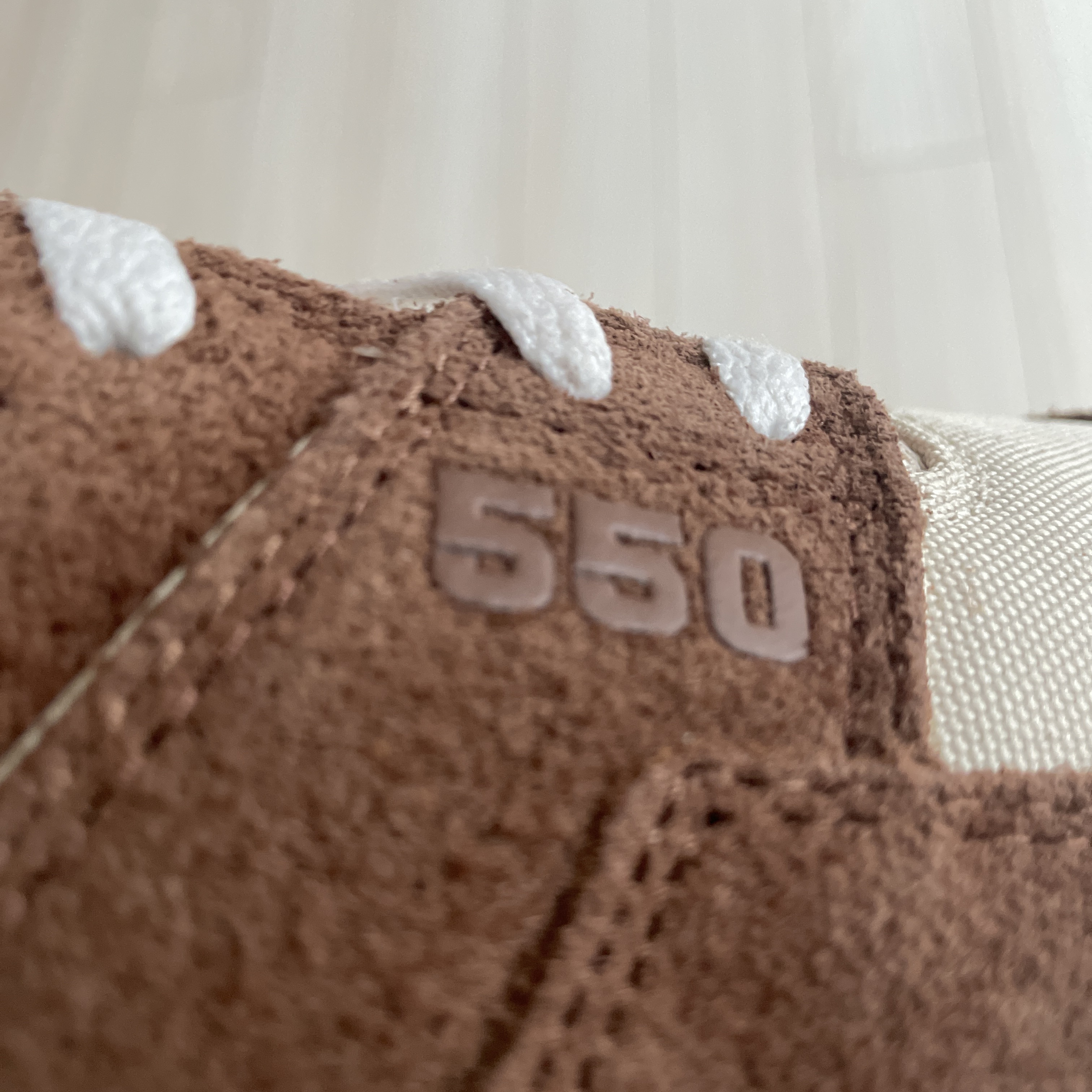 New Balance x Aime Leon Dore 550 True Brown 착용 스타일
