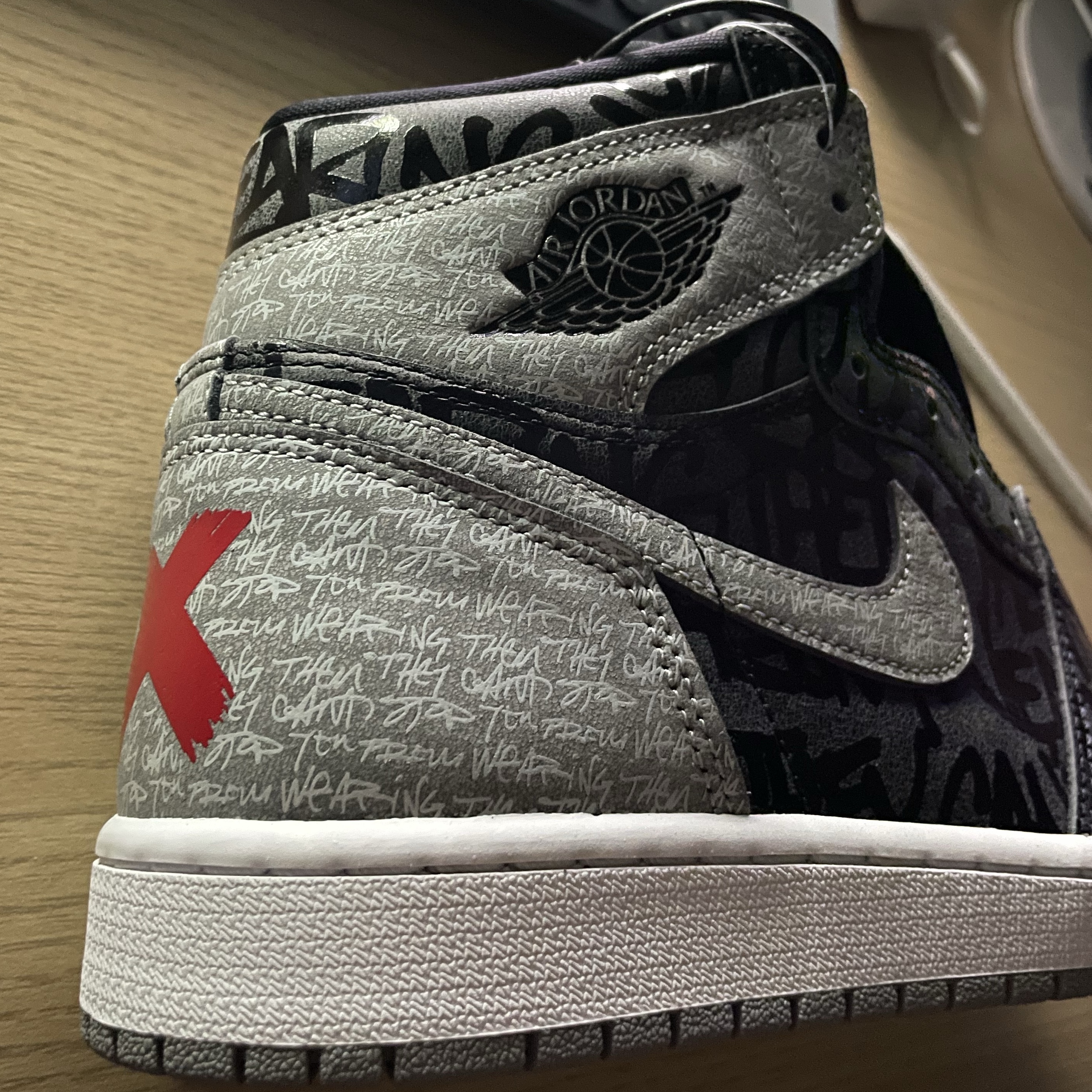 Jordan 1 Retro High OG Rebellionaire 착용 스타일
