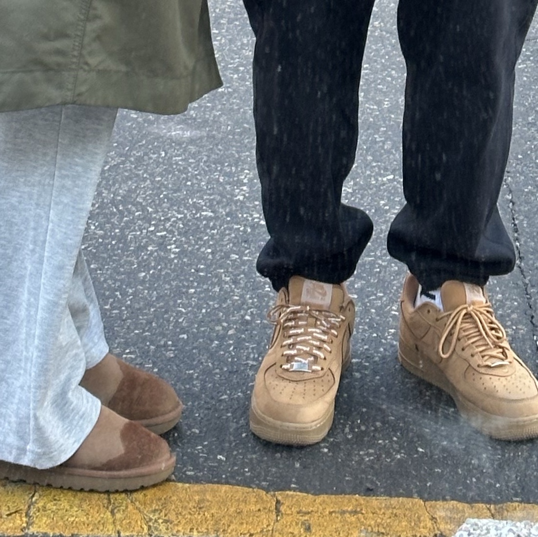 Nike x Supreme Air Force 1 Low Flax 착용 스타일