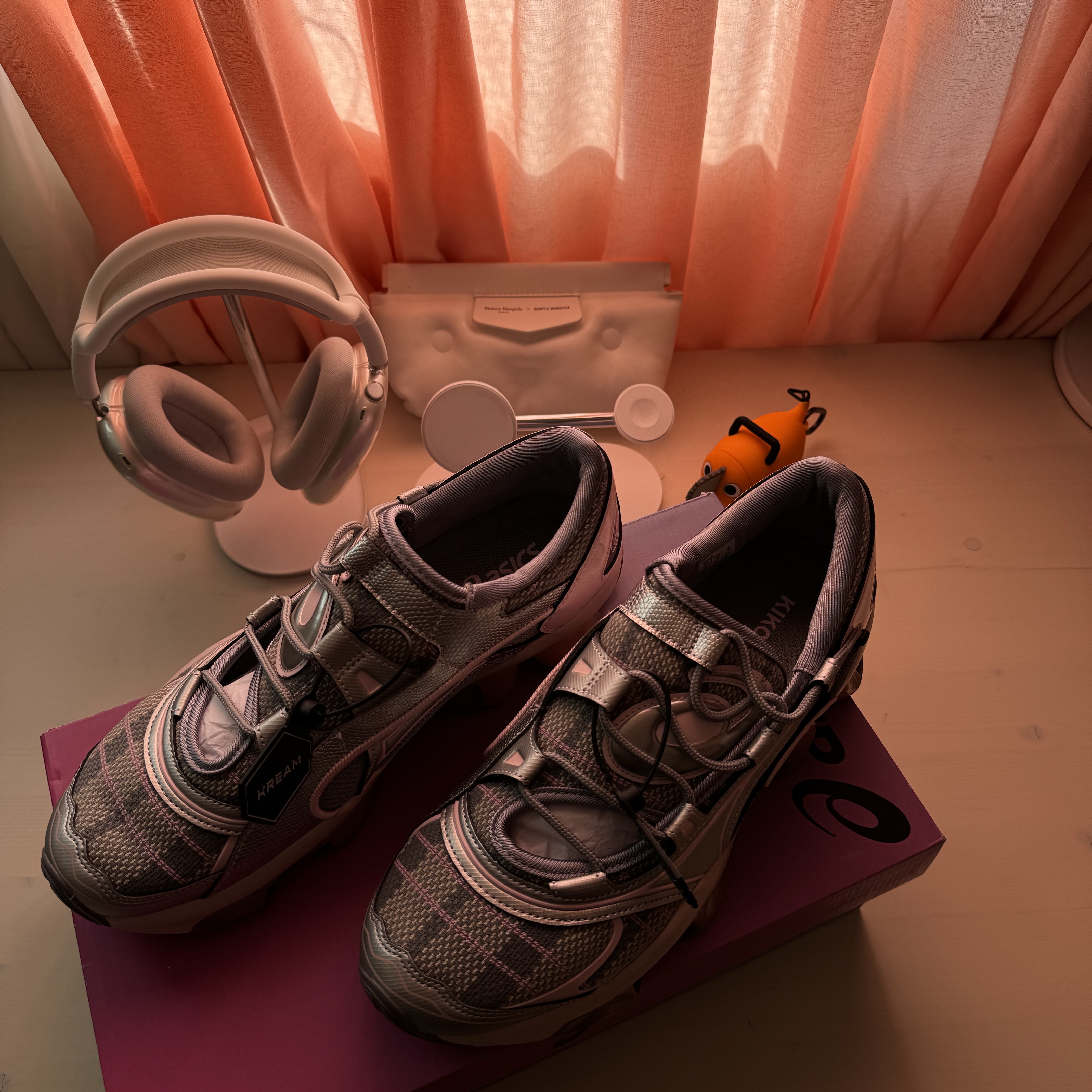 (W) Asics x Kiko Kostadinov x Hysteric Glamour Gel-Quantum Cotton Candy 착용 스타일 - 4