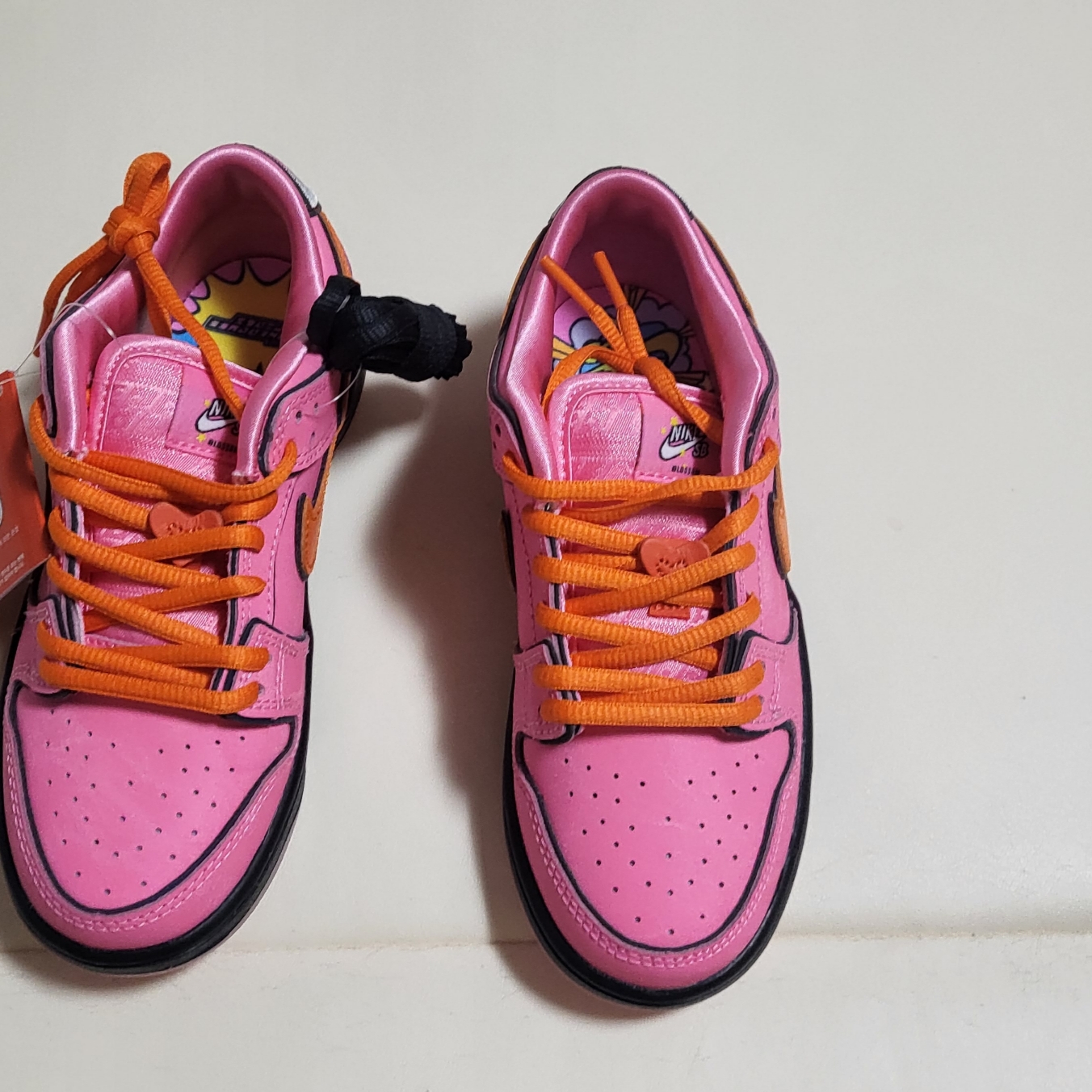 (PS) Nike x The Powerpuff Girls SB Dunk Low Pro QS Blossom 착용 스타일 - 2