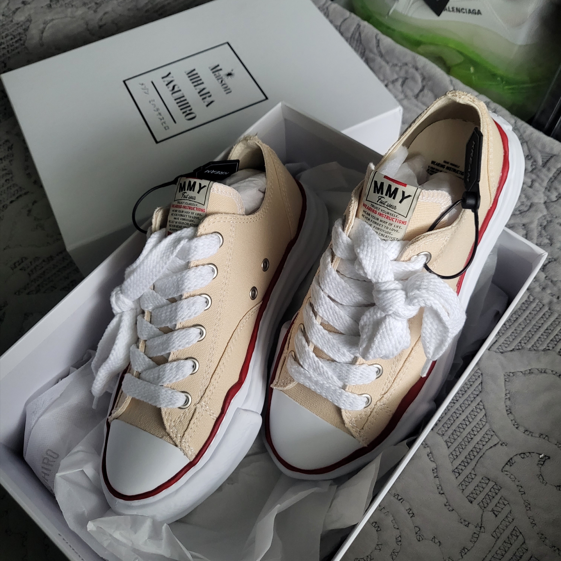 Maison Mihara Yasuhiro Peterson OG Sole Canvas Low-top Sneakers Natural 착용 스타일 - 2