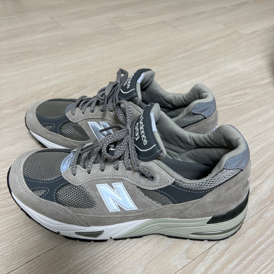 뉴발란스 991 메이드 인 UK 그레이 착용 스타일