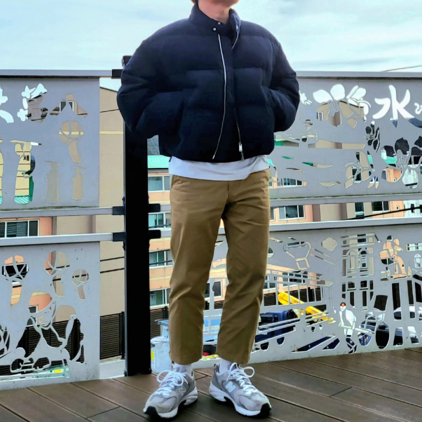 New Balance 530 Grey, (W) Kenzo Tiger Crest Sweatshirt Black 착용 스타일 - 1