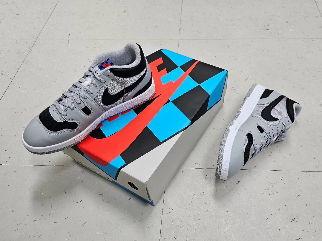 Nike x Travis Scott Mac Attack SP Light Smoke Grey 착용 스타일 - 1