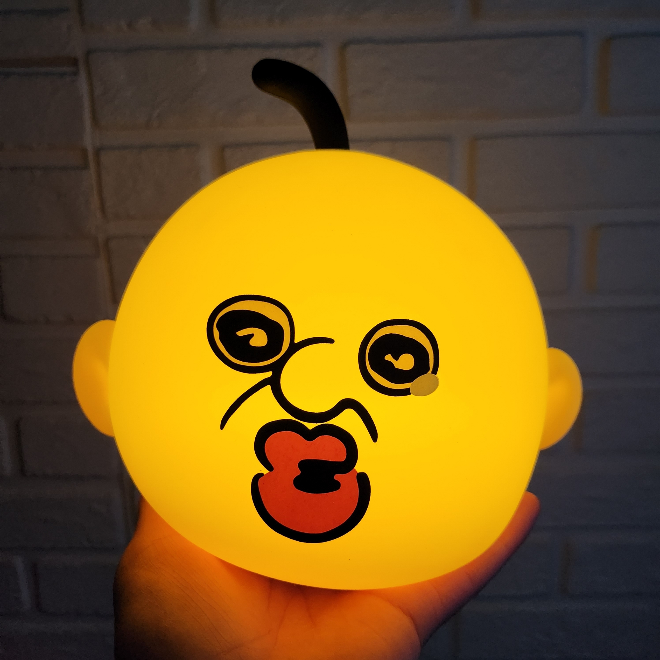 Bbangbbang Getting Hit Mood Lamp 착용 스타일 - 1