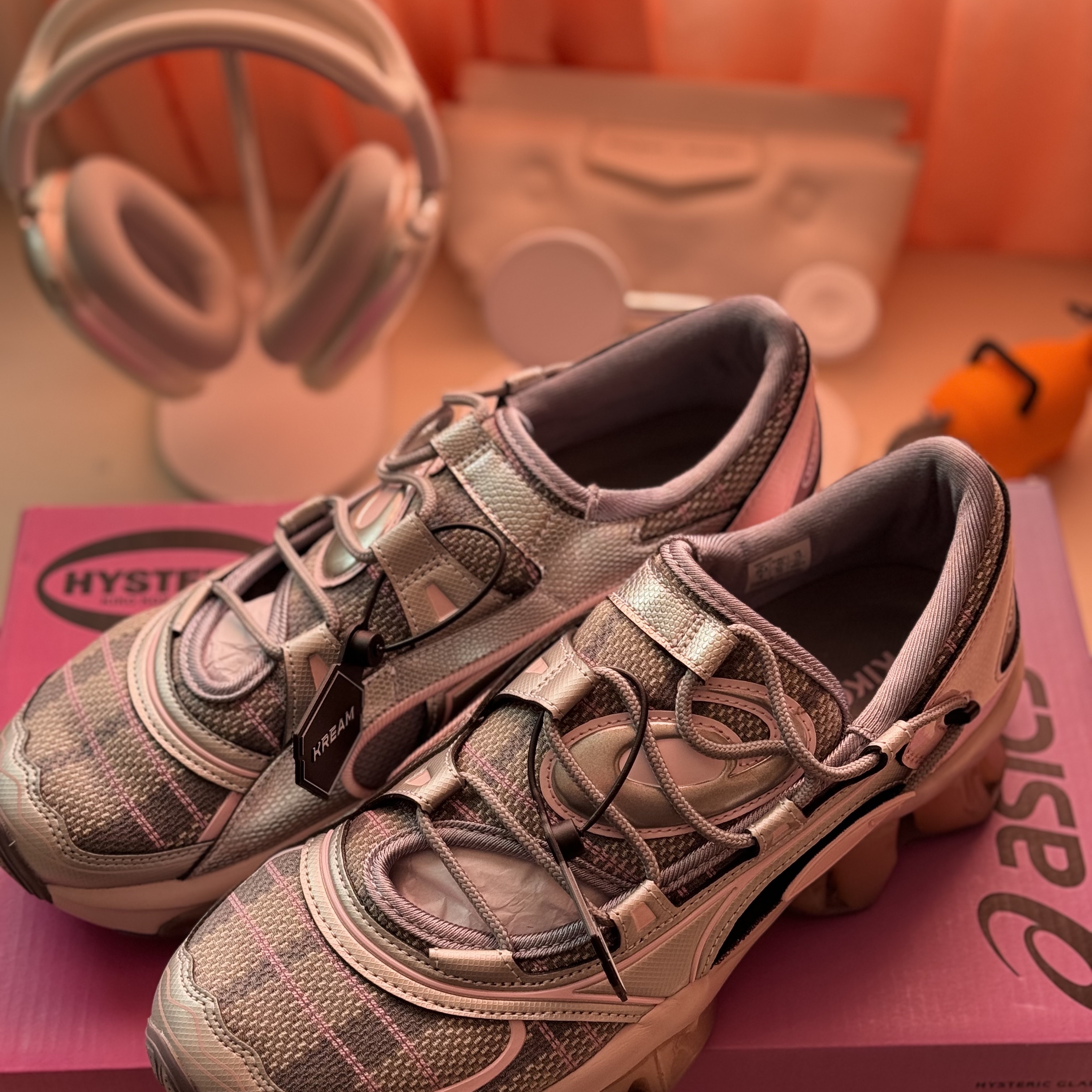 (W) Asics x Kiko Kostadinov x Hysteric Glamour Gel-Quantum Cotton Candy 착용 스타일 - 6