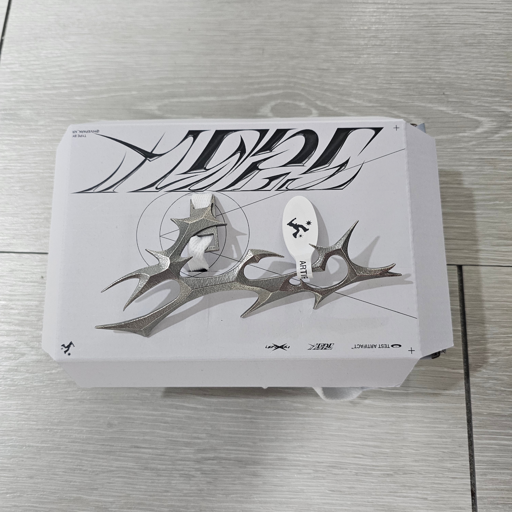 Test Artifact TASH Dubre 001 Steel 착용 스타일